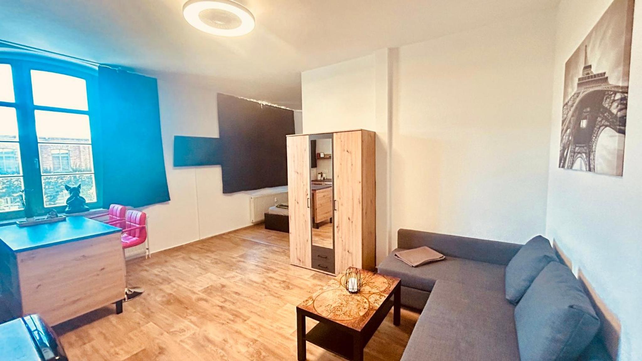 Apartment photo 2