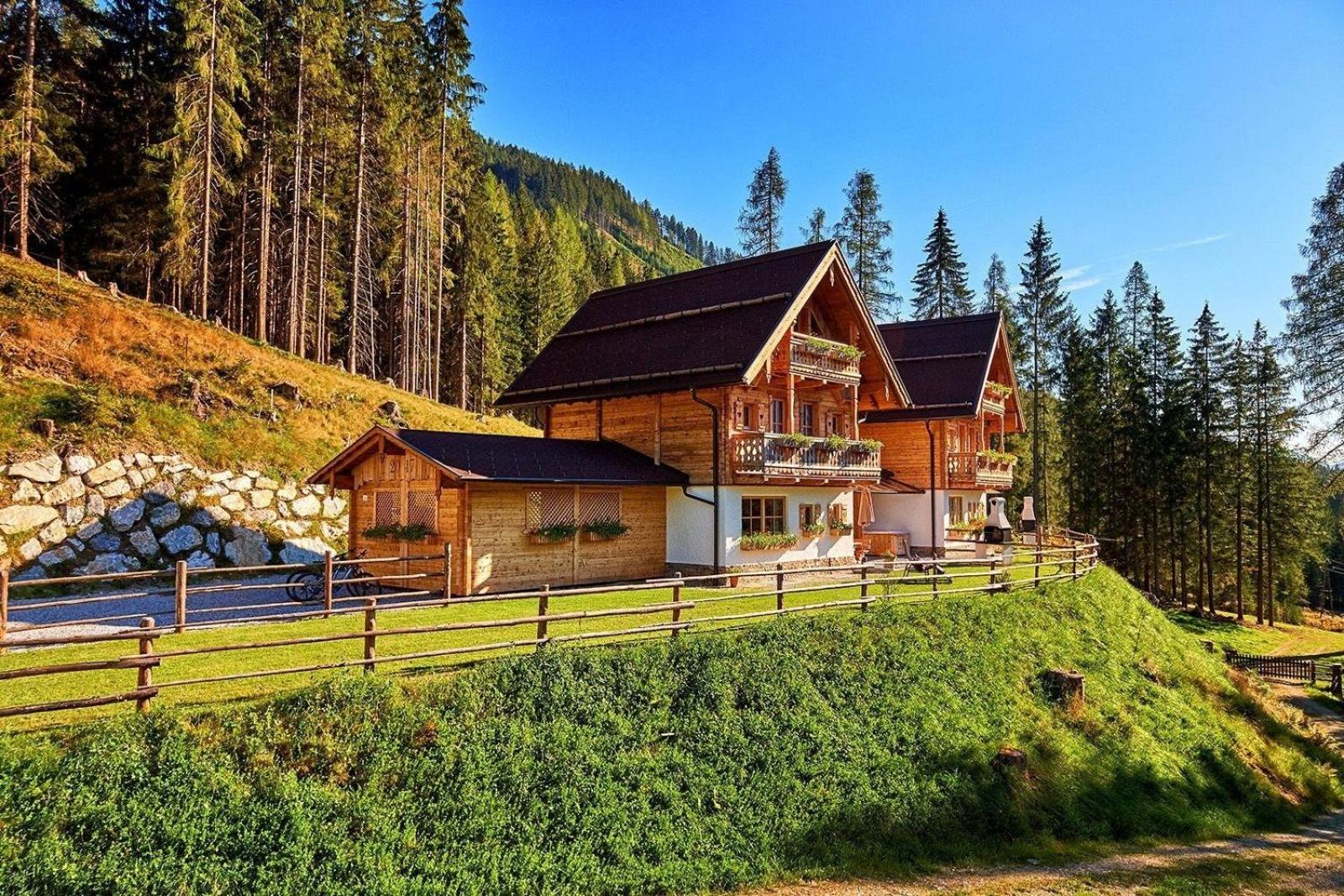 Three-Bedroom Vacation Home  photo 2