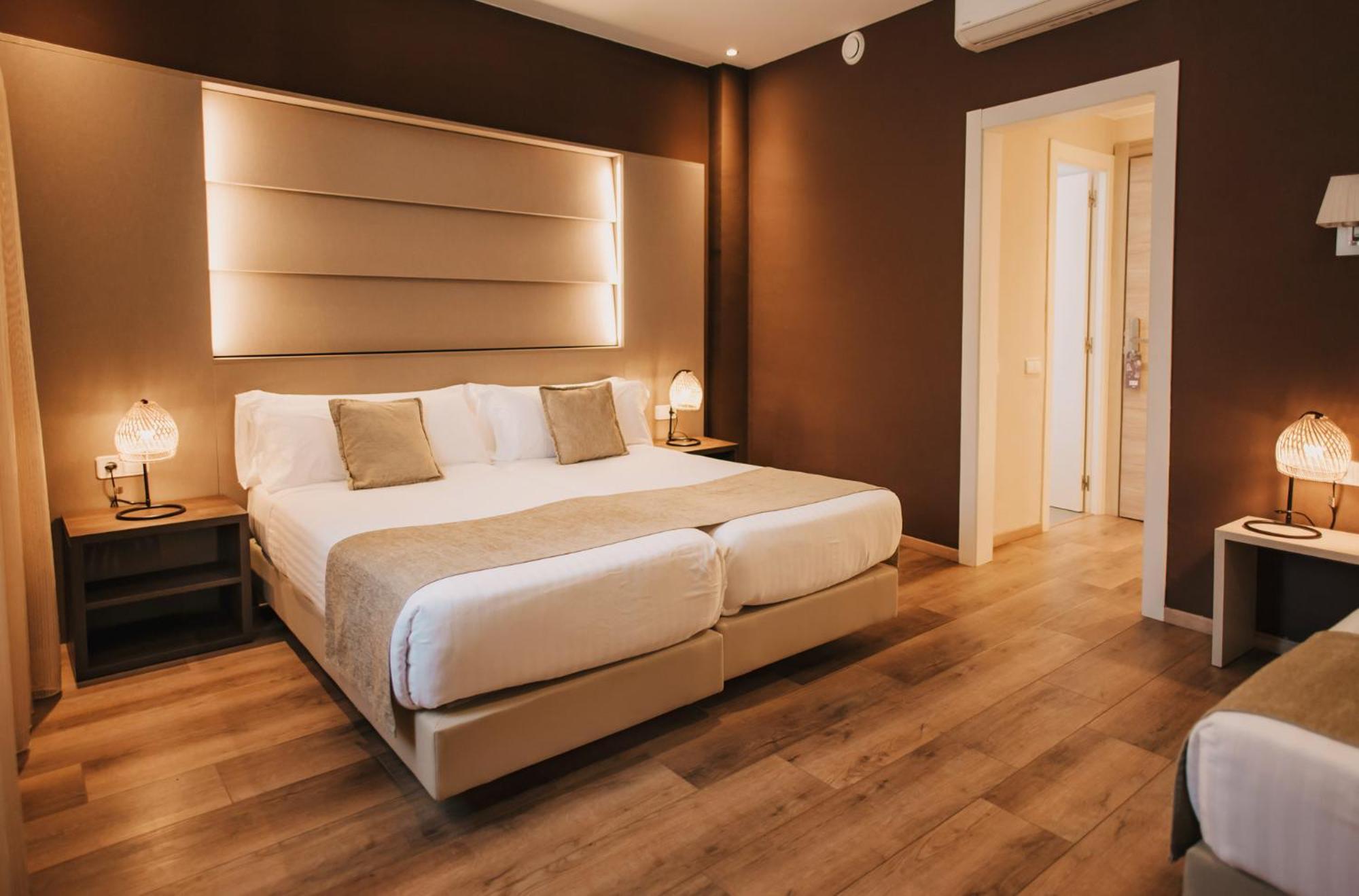 Triple Room - Photo 1