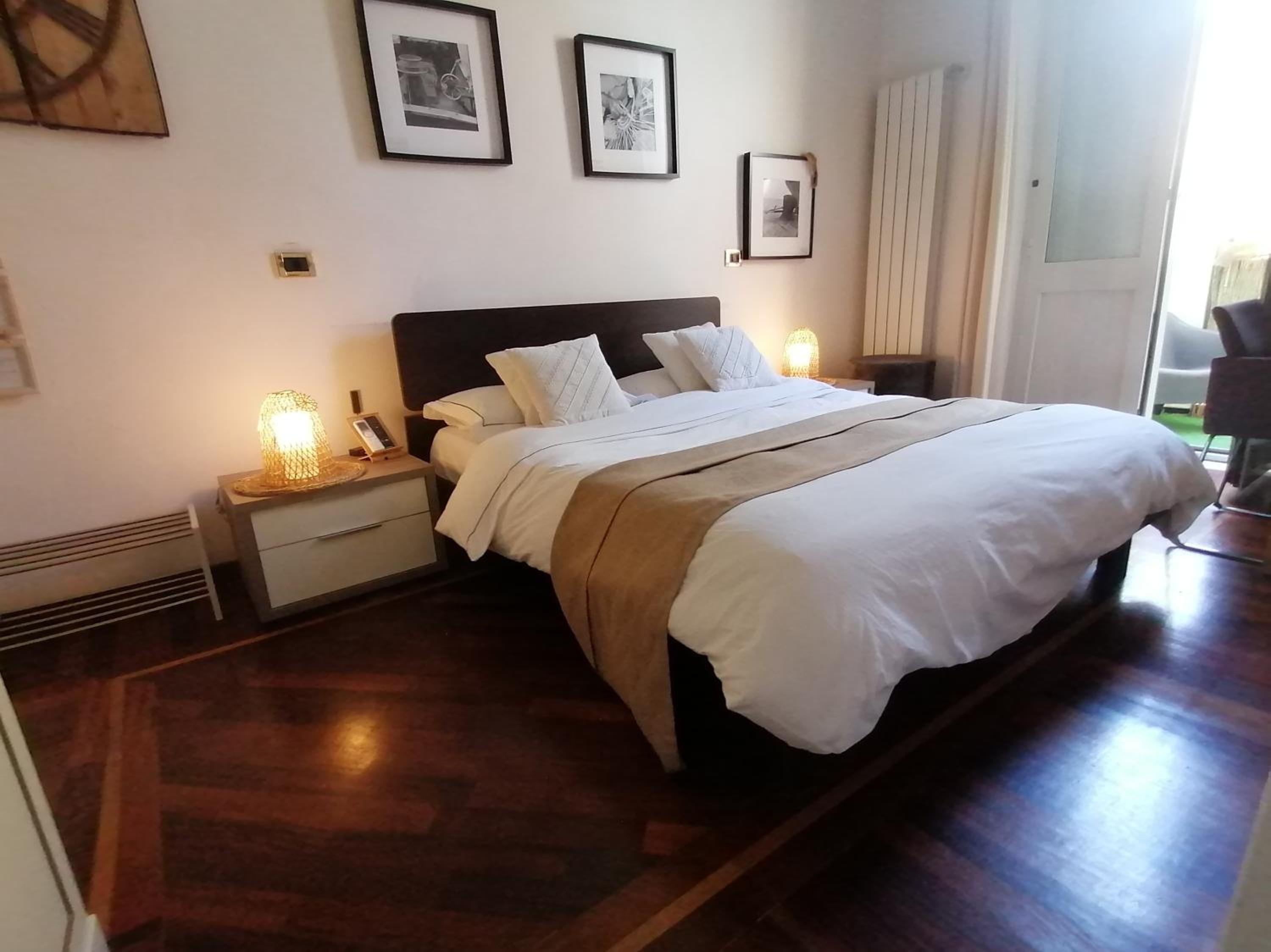 Double Room with Spa Bath - Photo 20