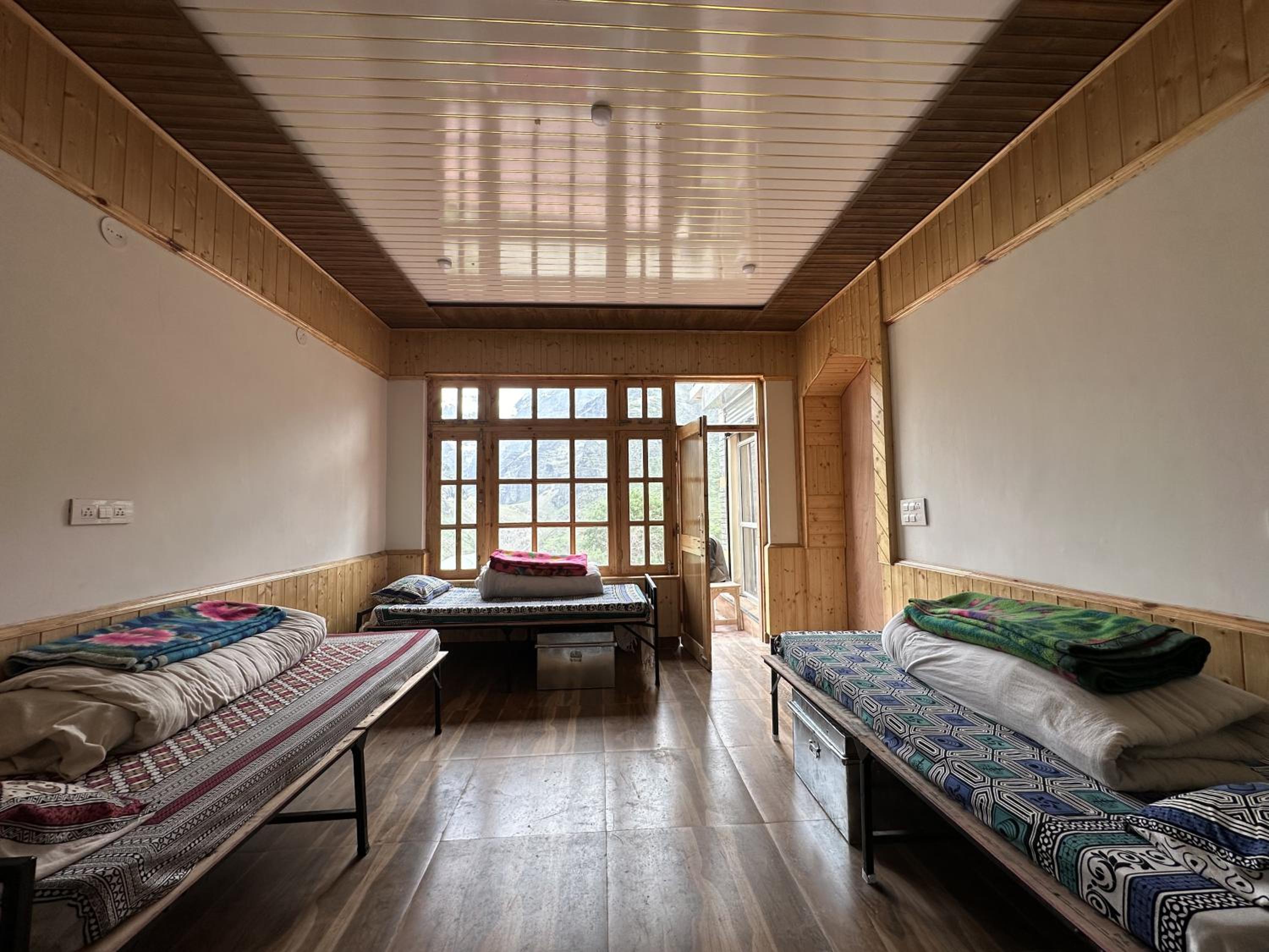 Bed in 4-Bed Mixed Dormitory Room photo 1