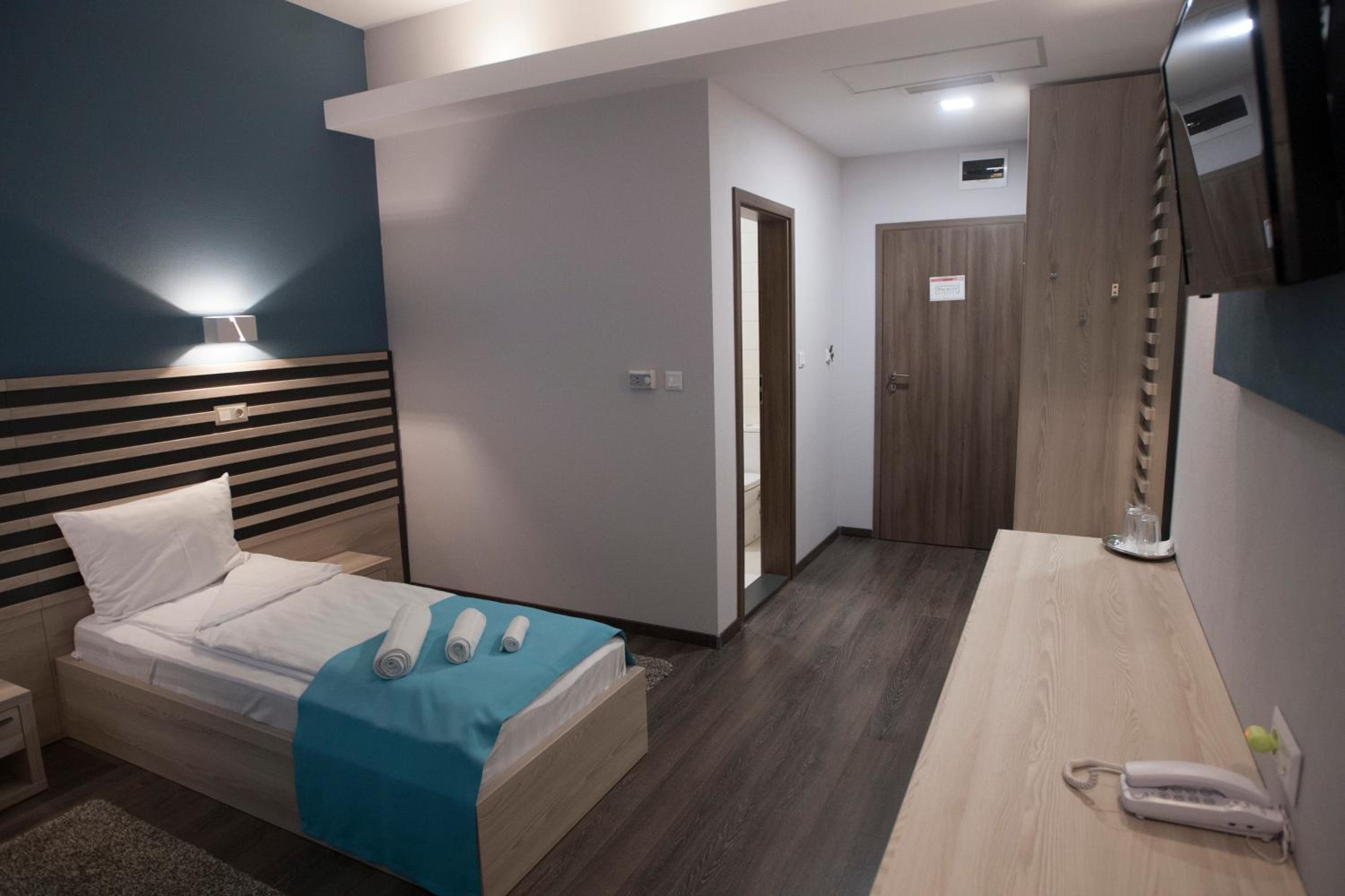 Twin Room without balcony photo 3