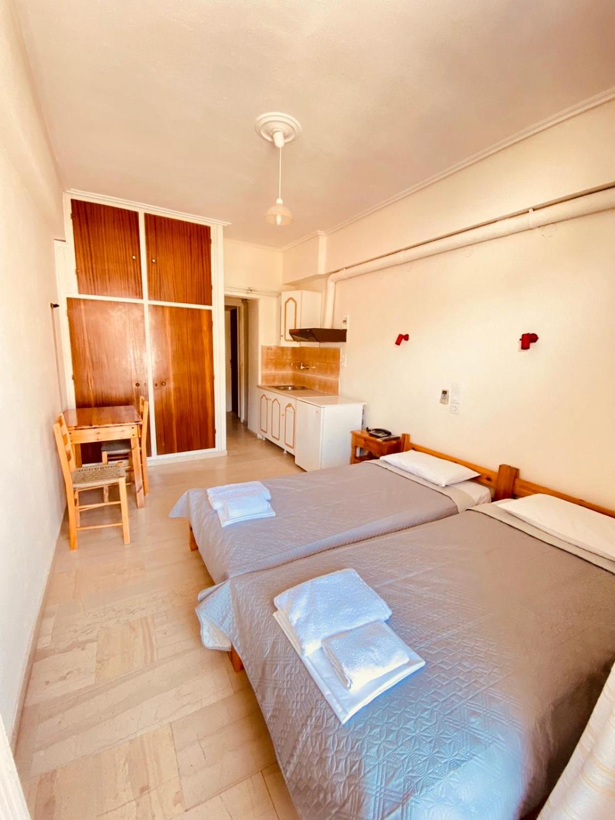 Double or Twin Room with Mountain View