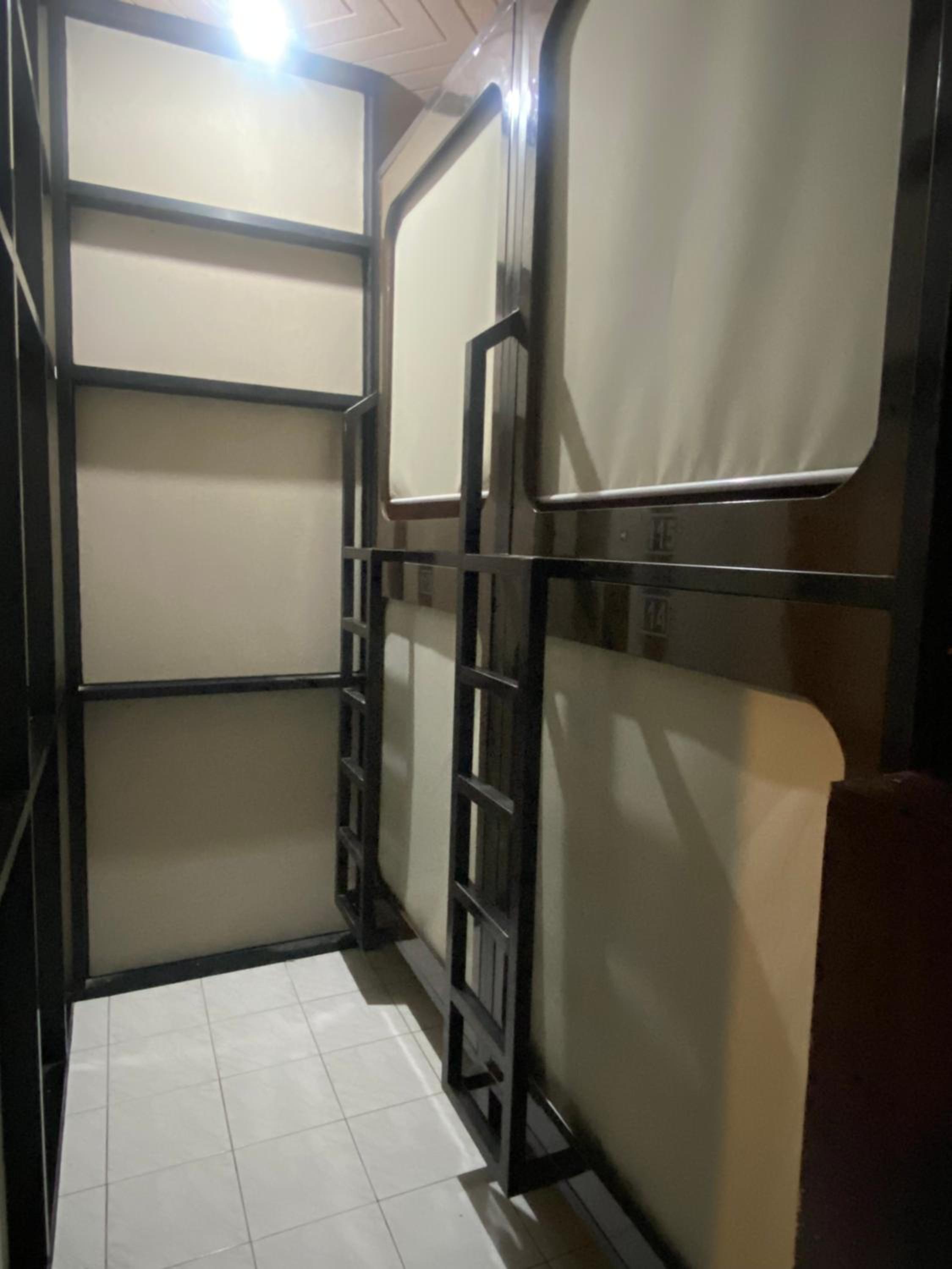Single Bed in Male Dormitory Room photo 3