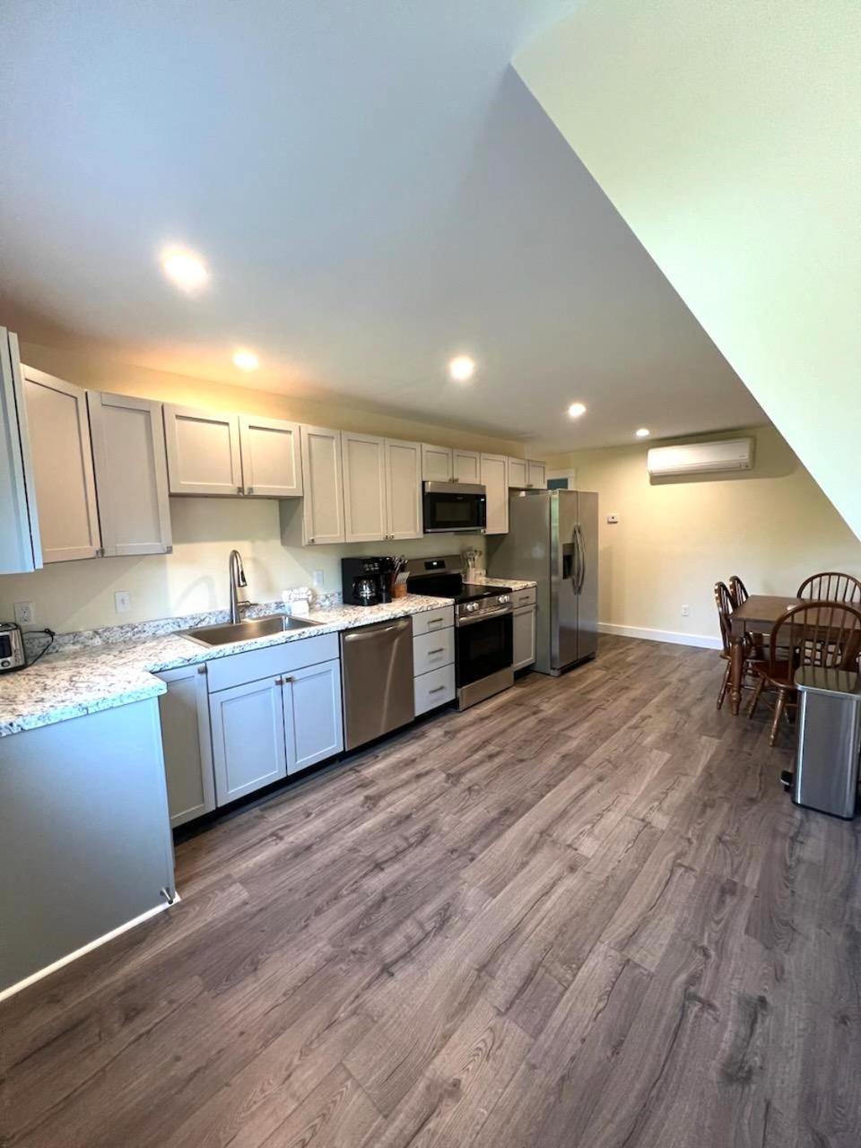 Carriage House Apartment (Off Site) - Photo 10