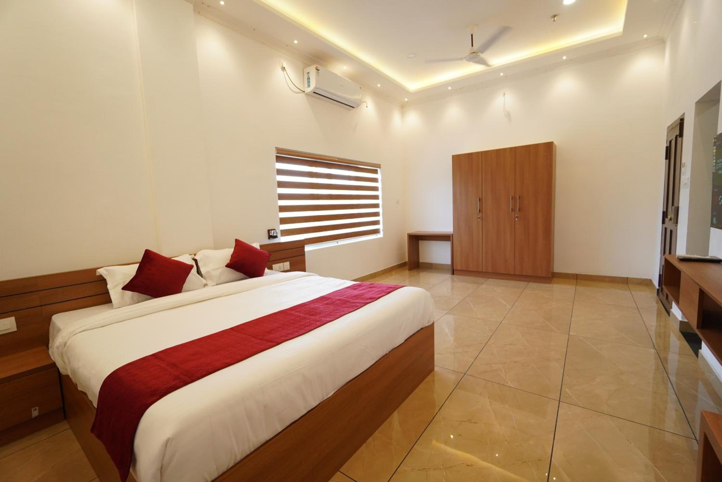Double Or Twin Room photo 3