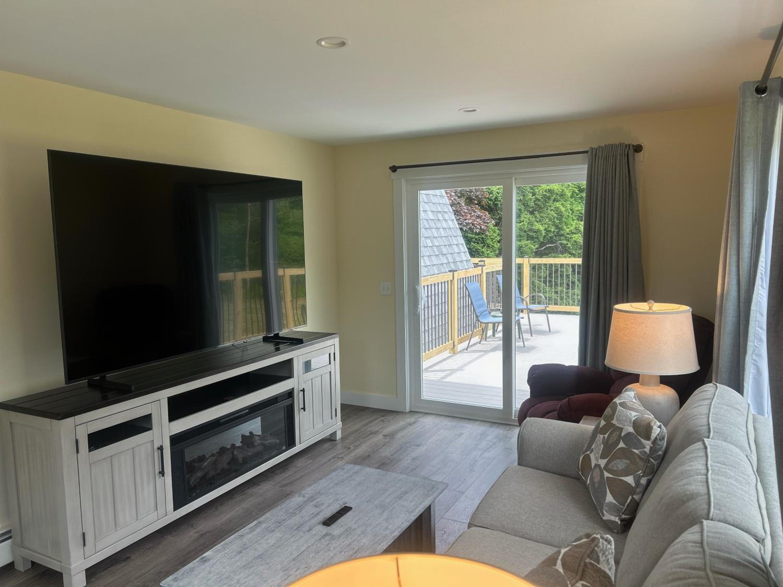 Carriage House Apartment (Off Site) - Photo 1