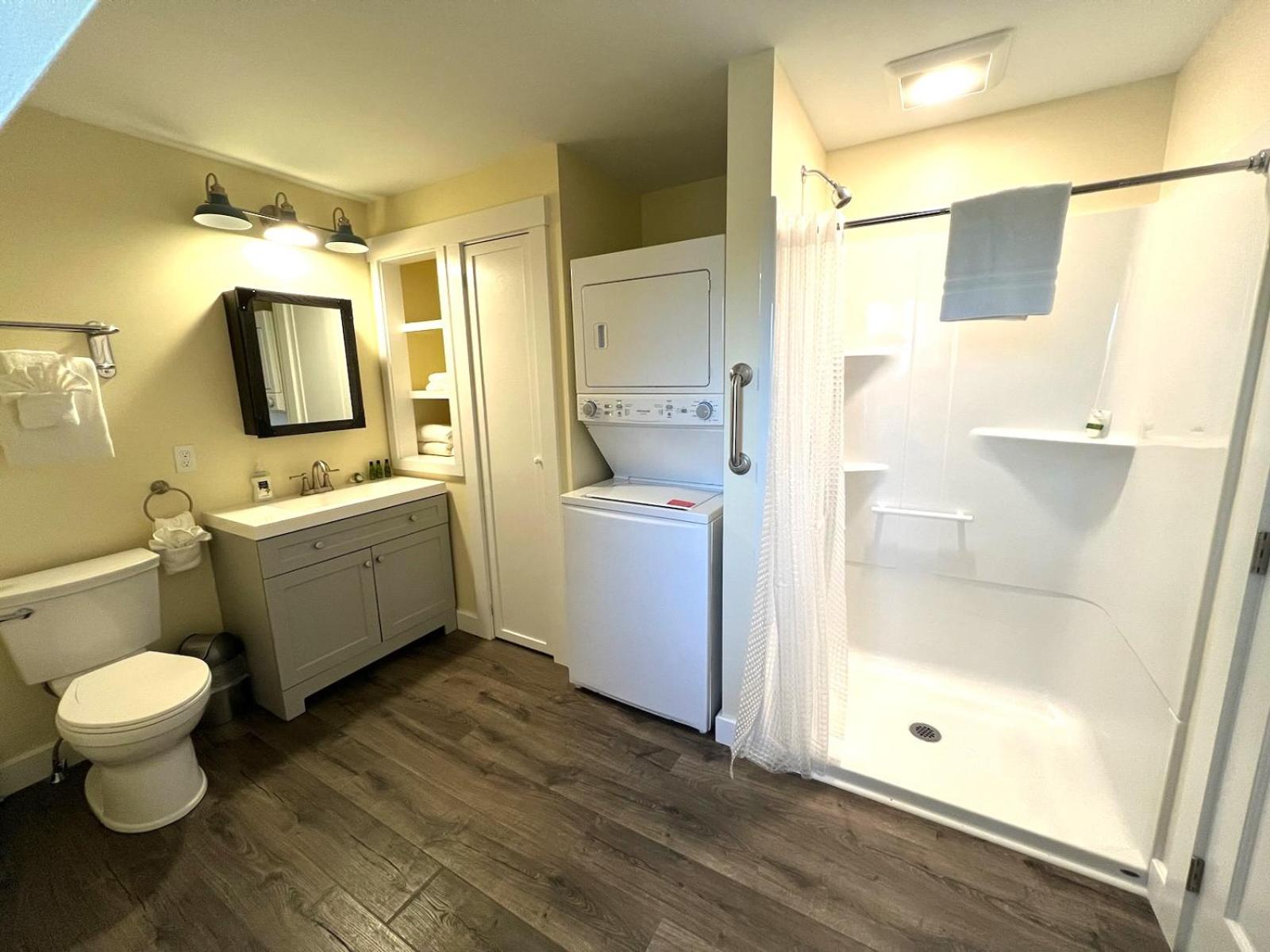 Carriage House Apartment (Off Site) - Photo 5