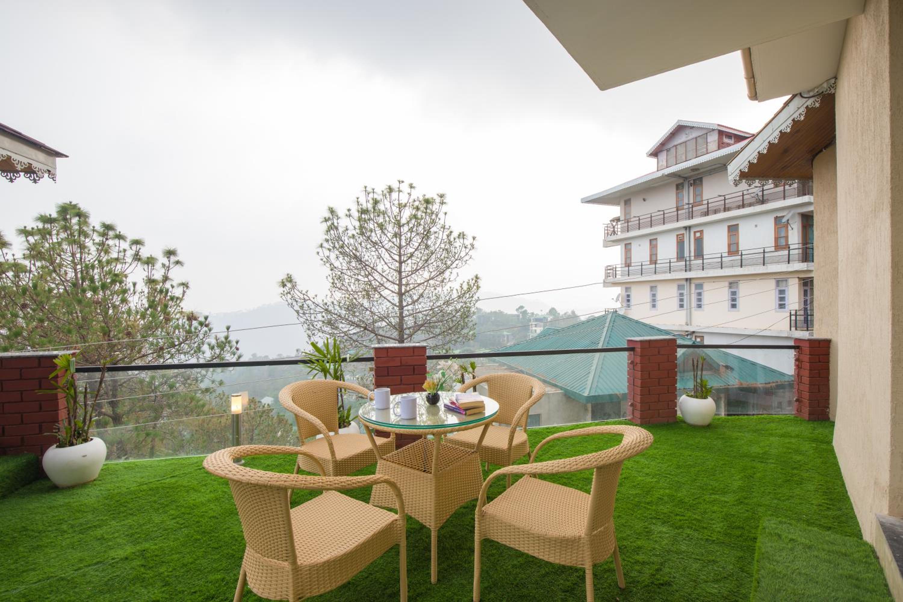 Villa photo 3