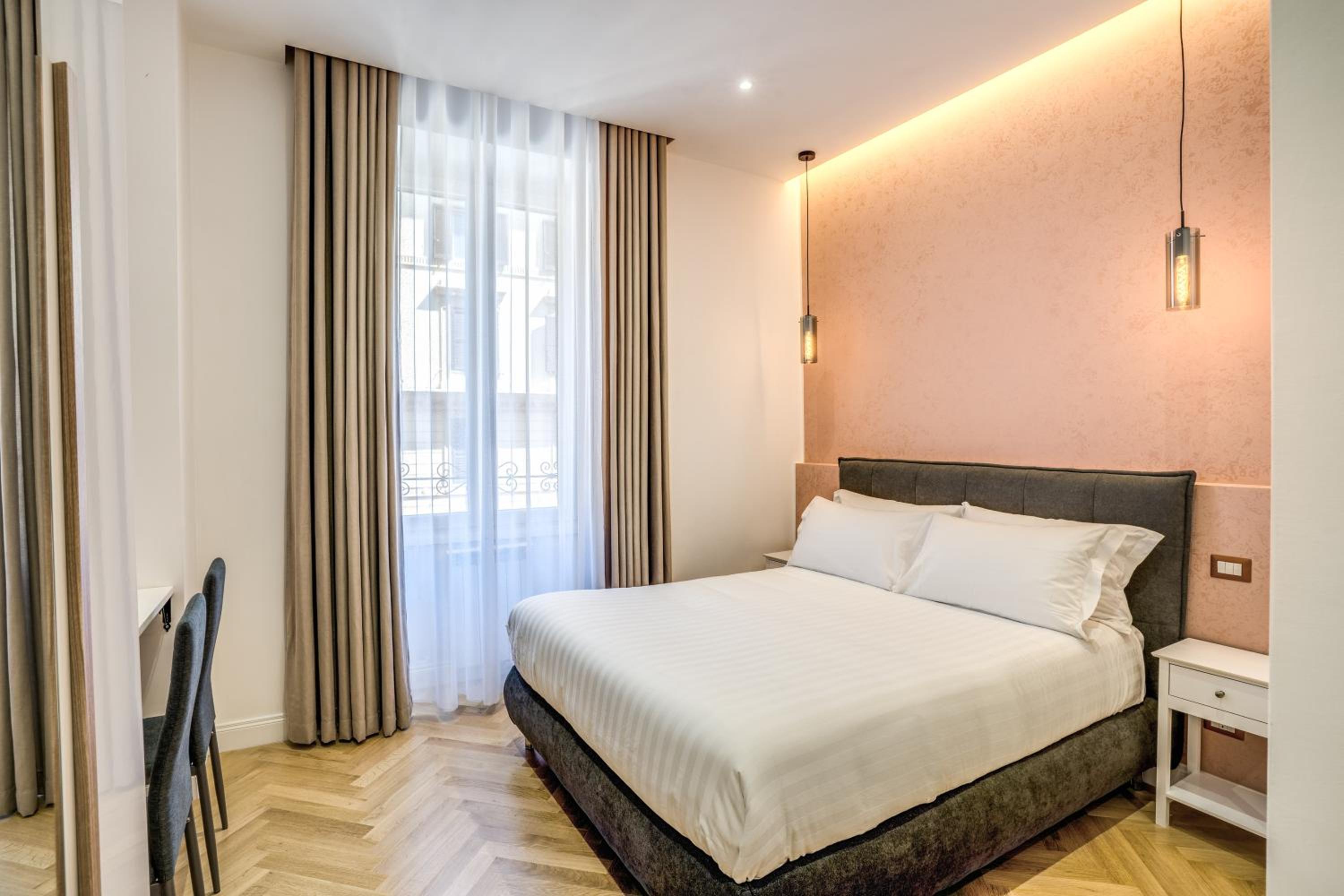 Double Room with Private Bathroom photo 1