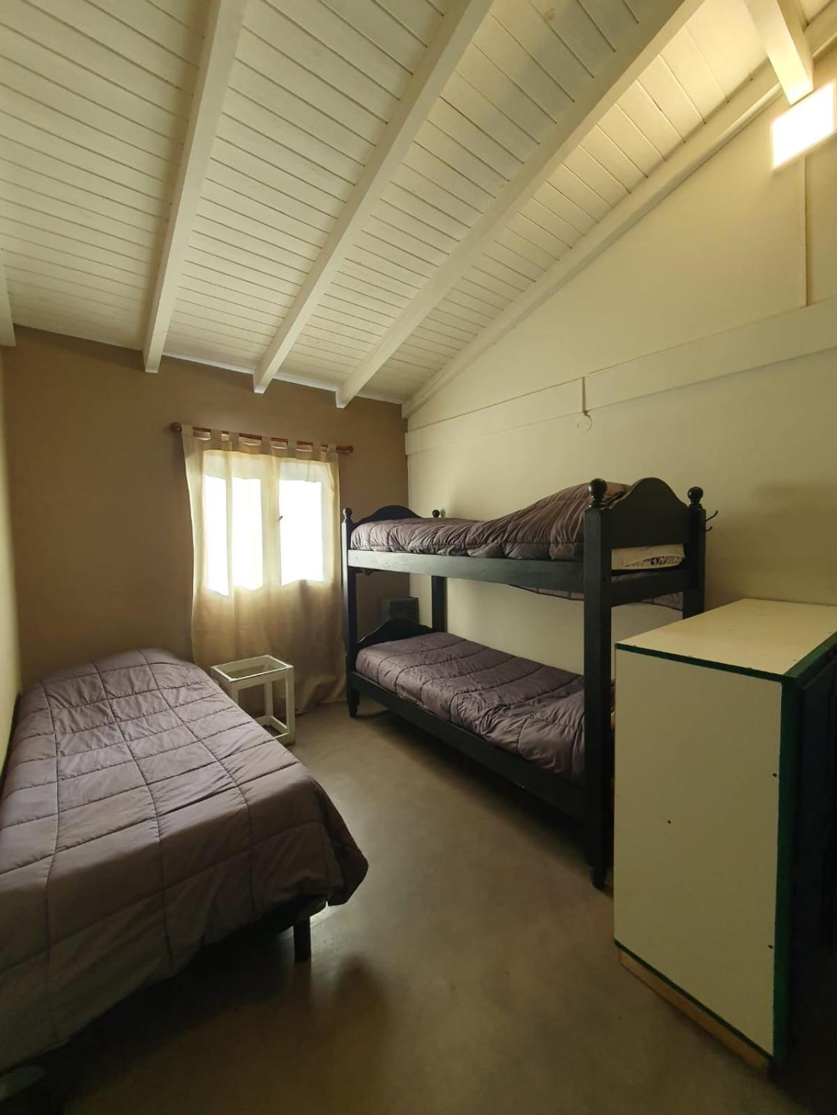 Bed in 6-Bed Dormitory Room photo 1