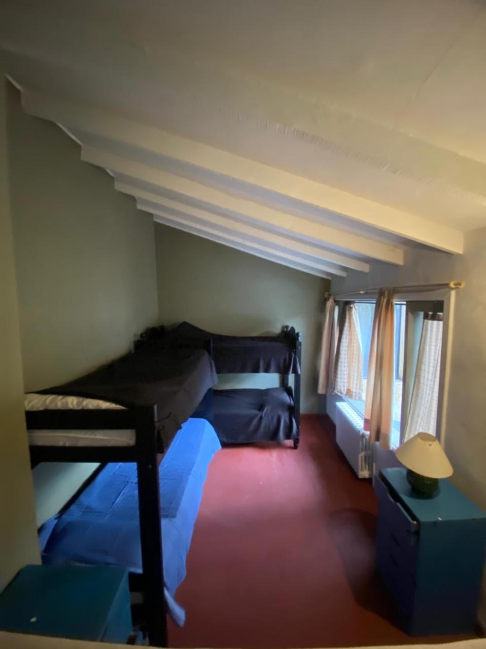 Bed in 6-Bed Dormitory Room photo 3