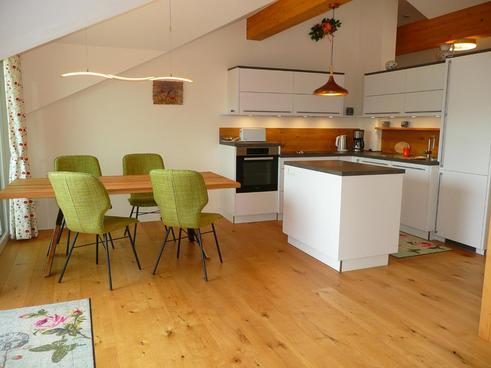 One-Bedroom Apartment photo 2