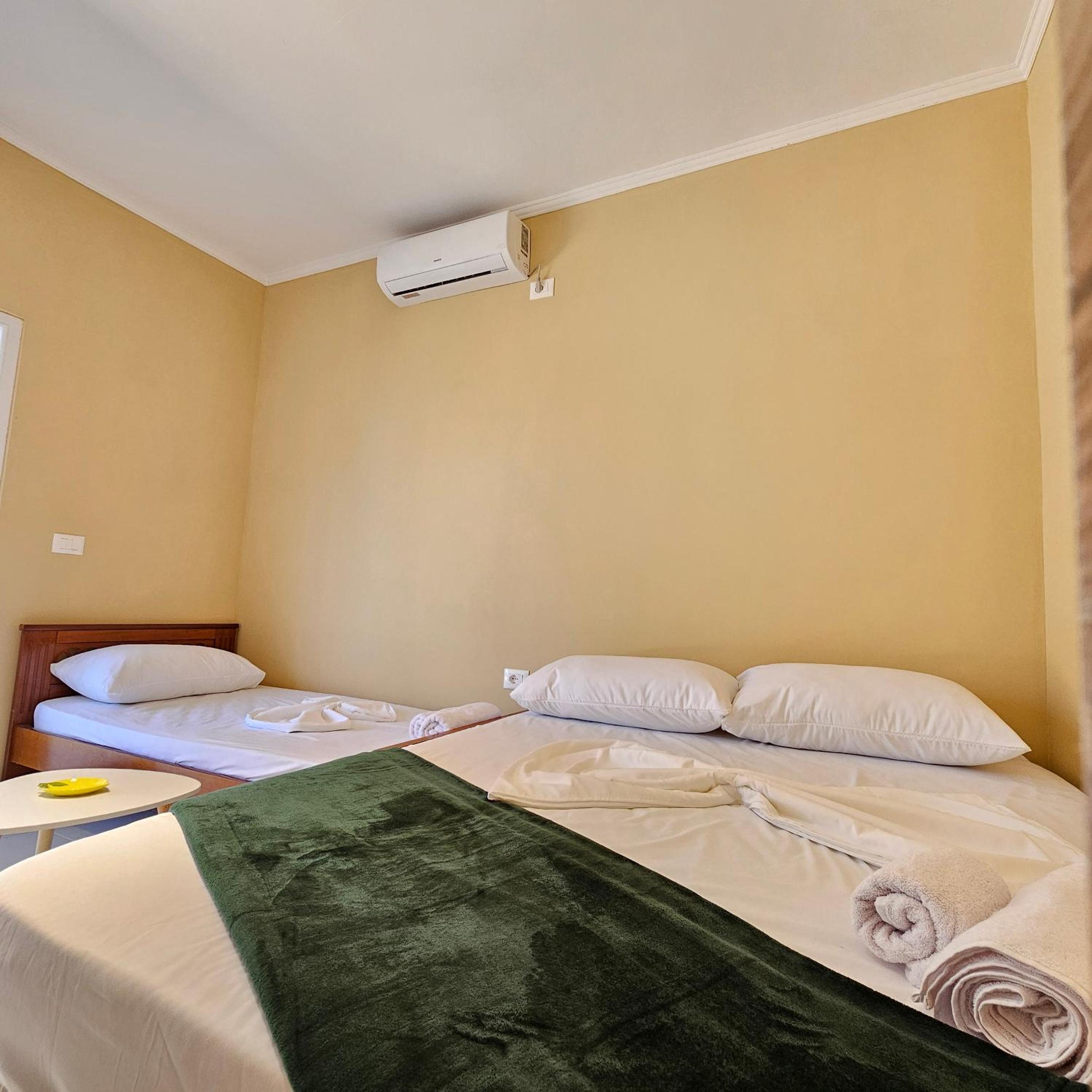 Double Room With Balcony And Sea View