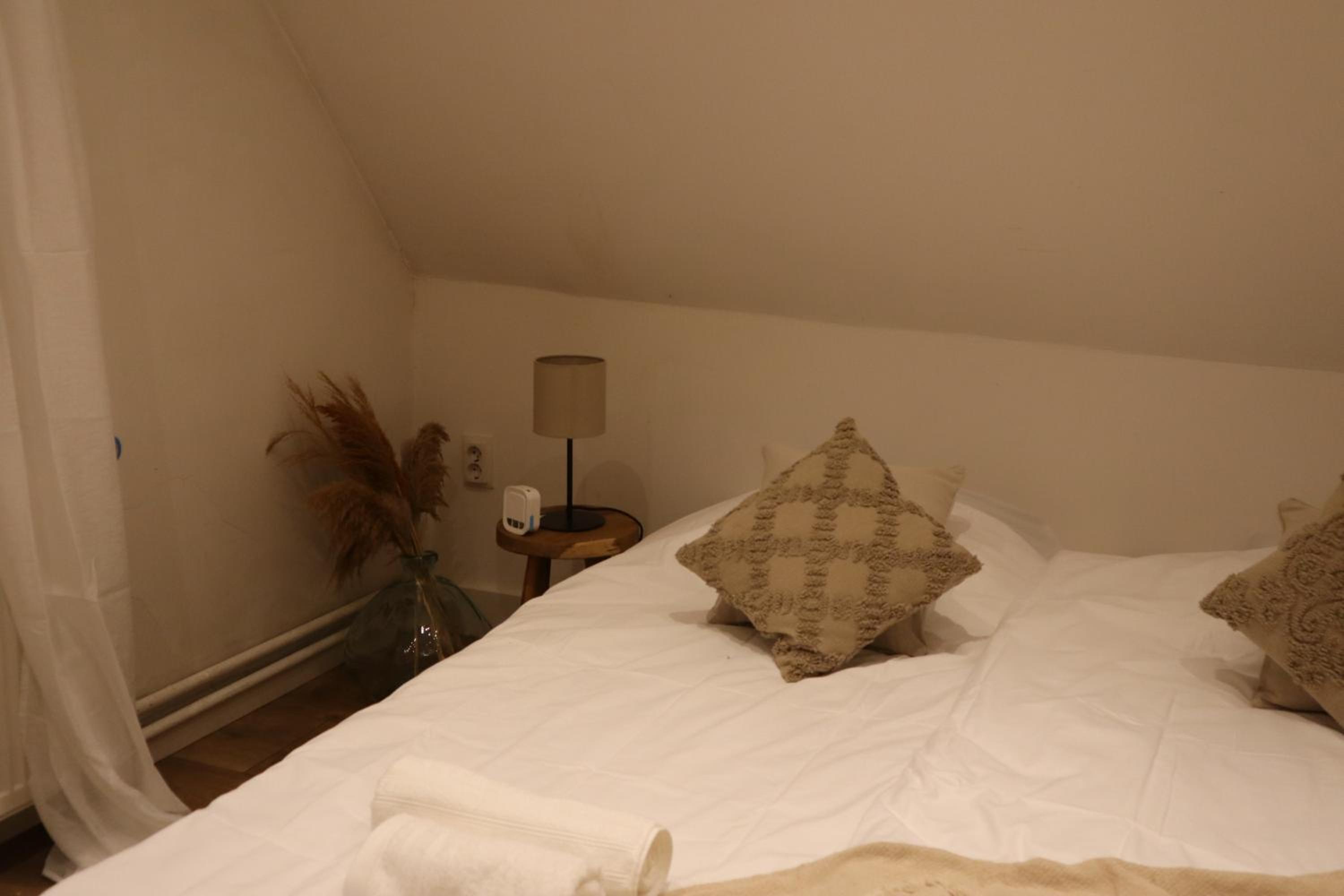 Double Room with Private Bathroom photo 3