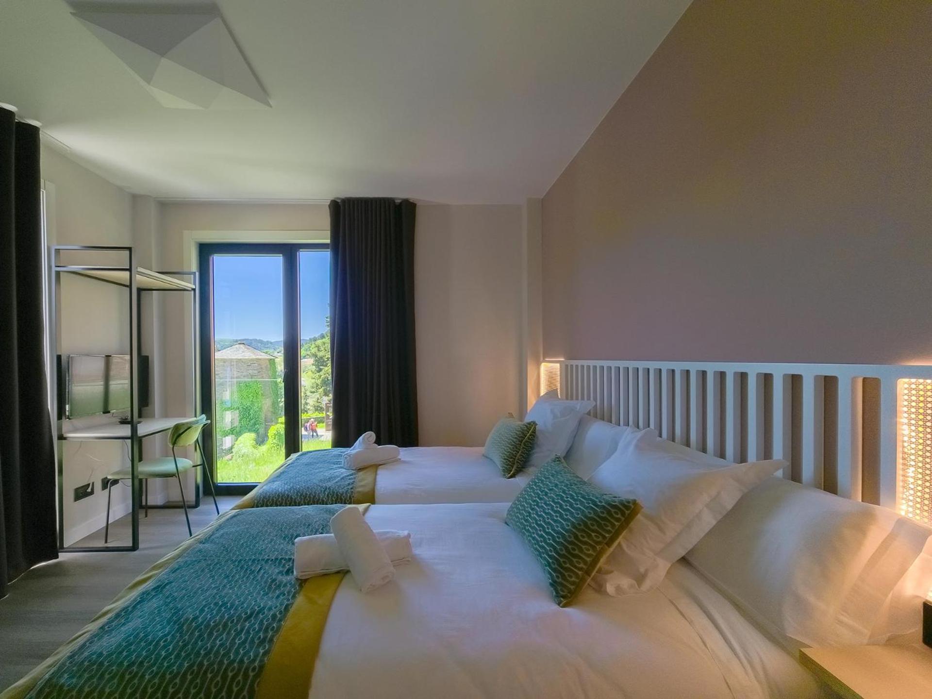 Superior Twin Room photo 2
