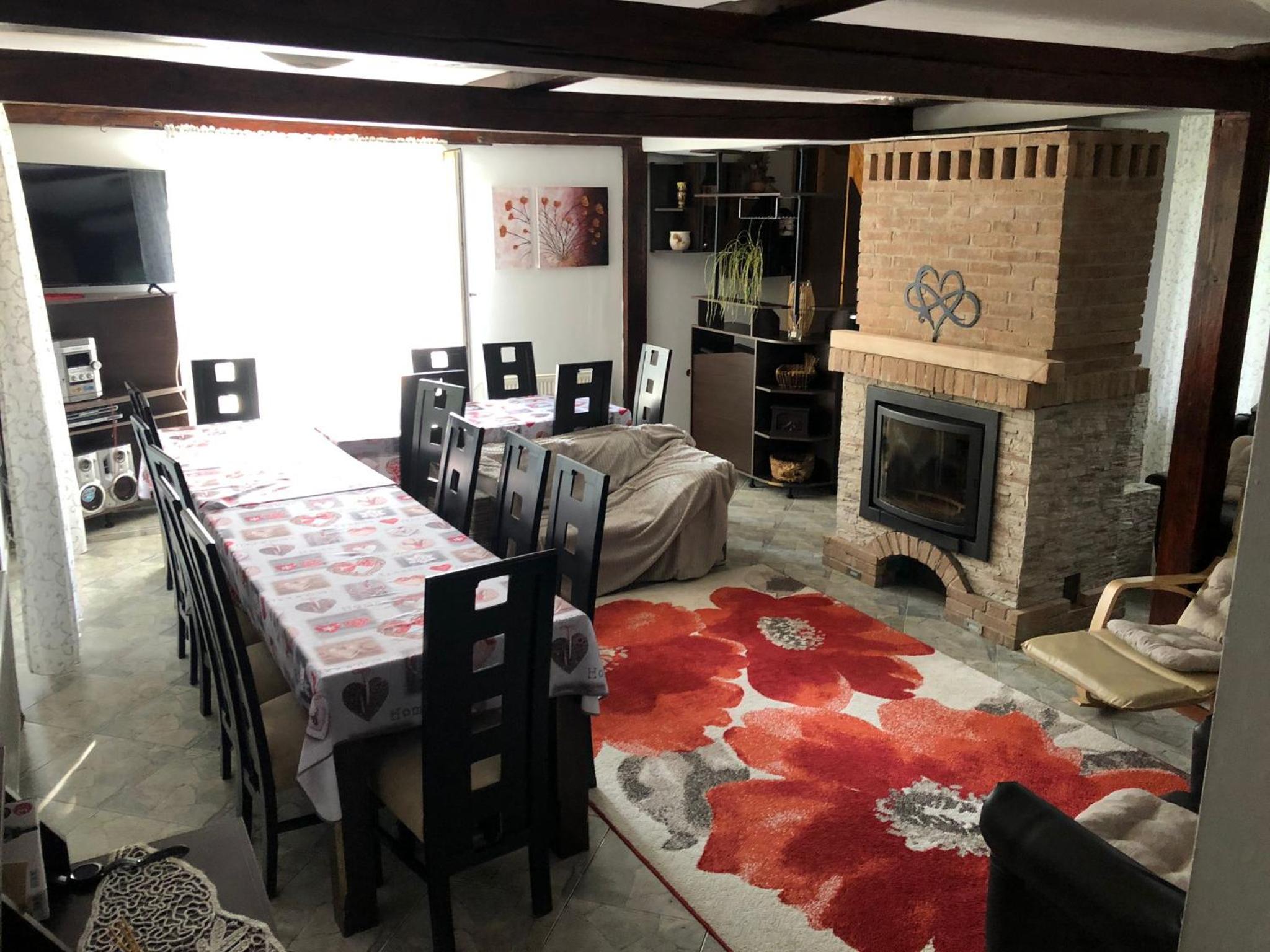 Villa photo 3