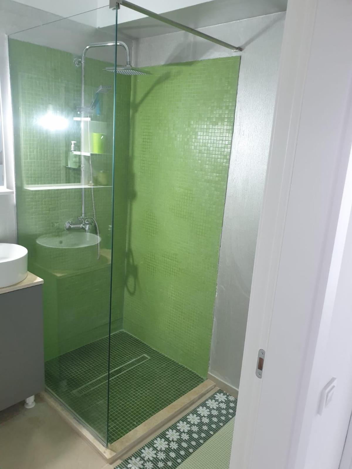One-Bedroom Apartment photo 3