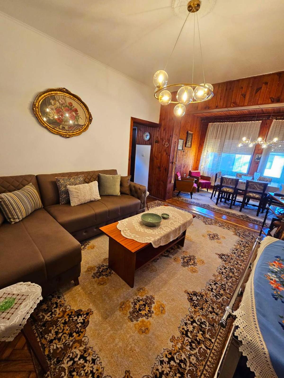 Three-Bedroom House photo 2
