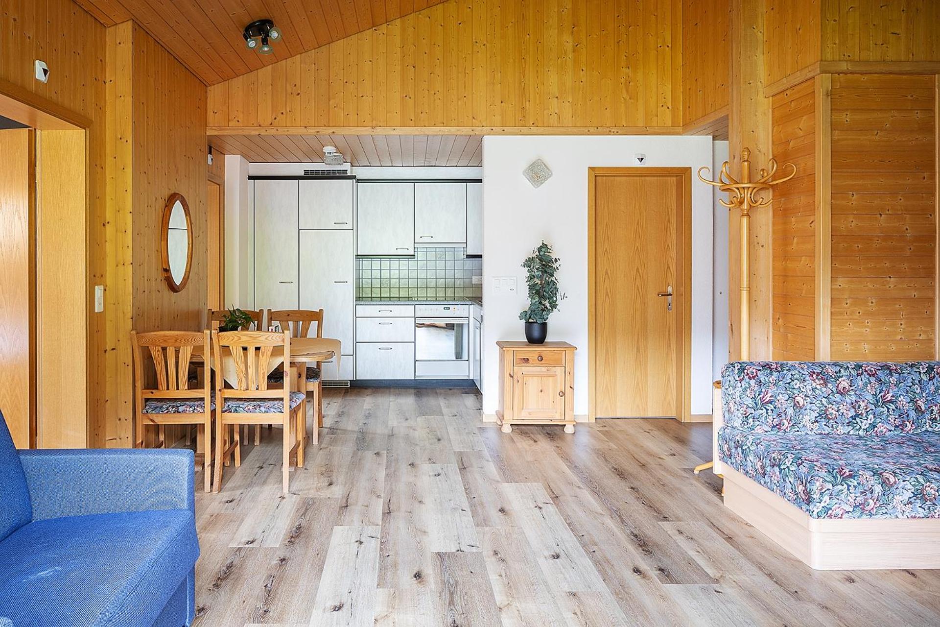 One-Bedroom Apartment - Photo 4