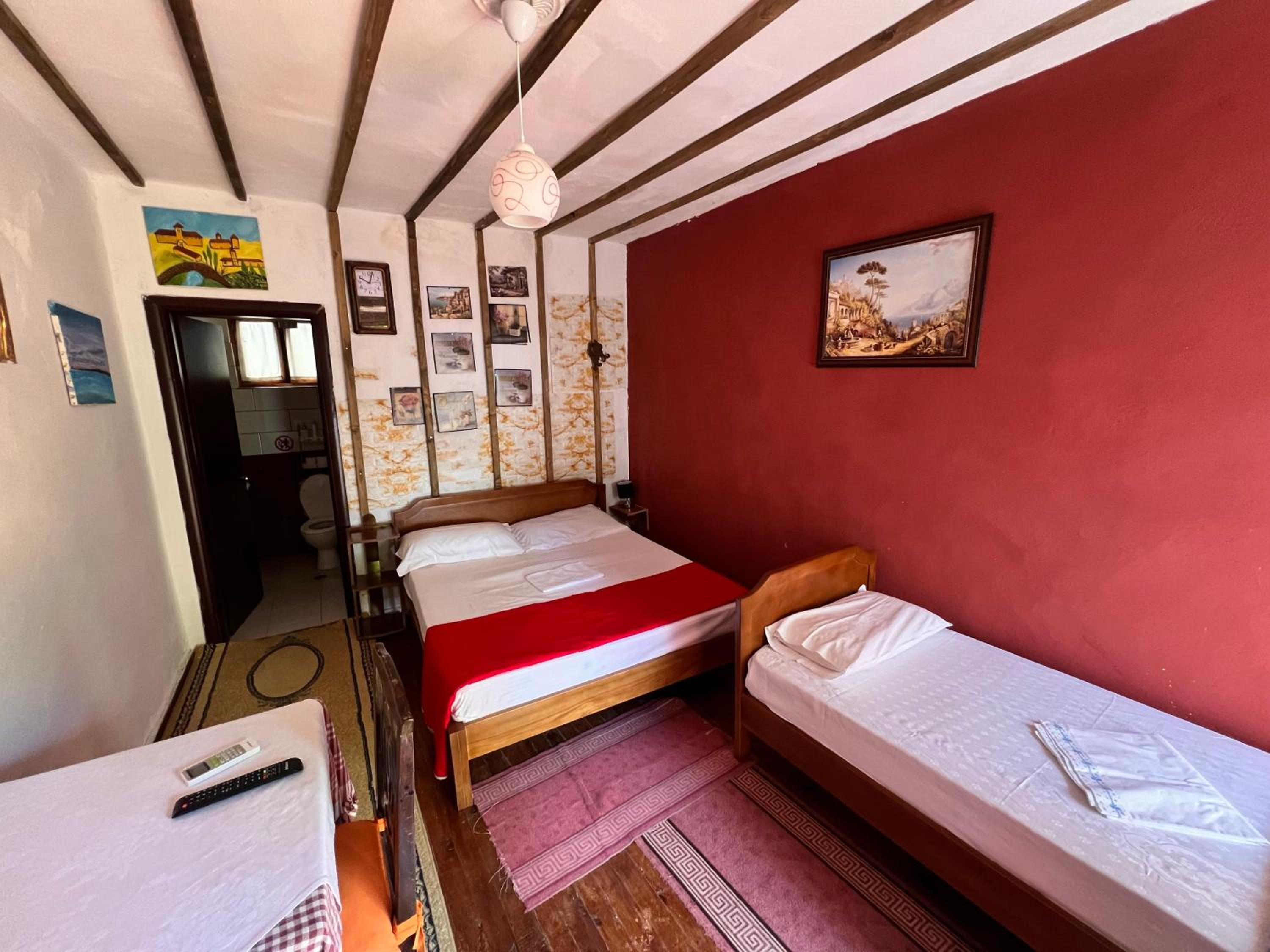 Basic Triple Room