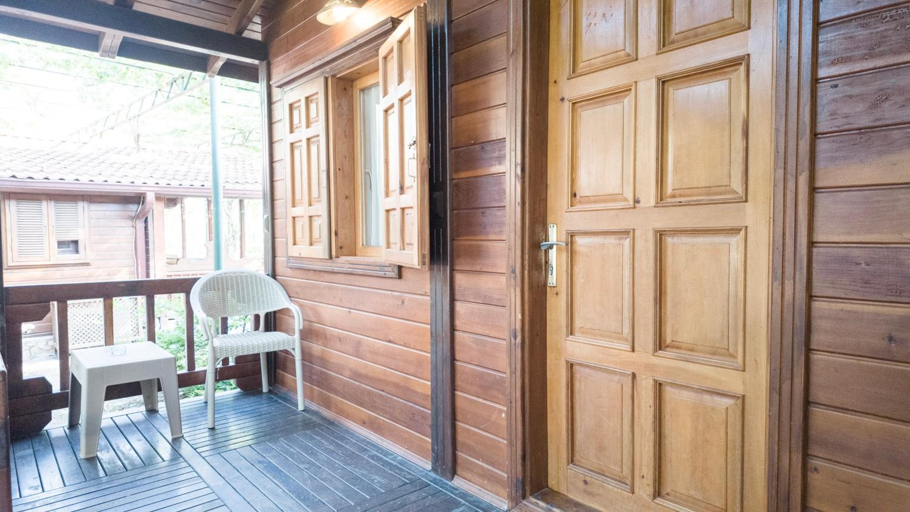 One-Bedroom House photo 2