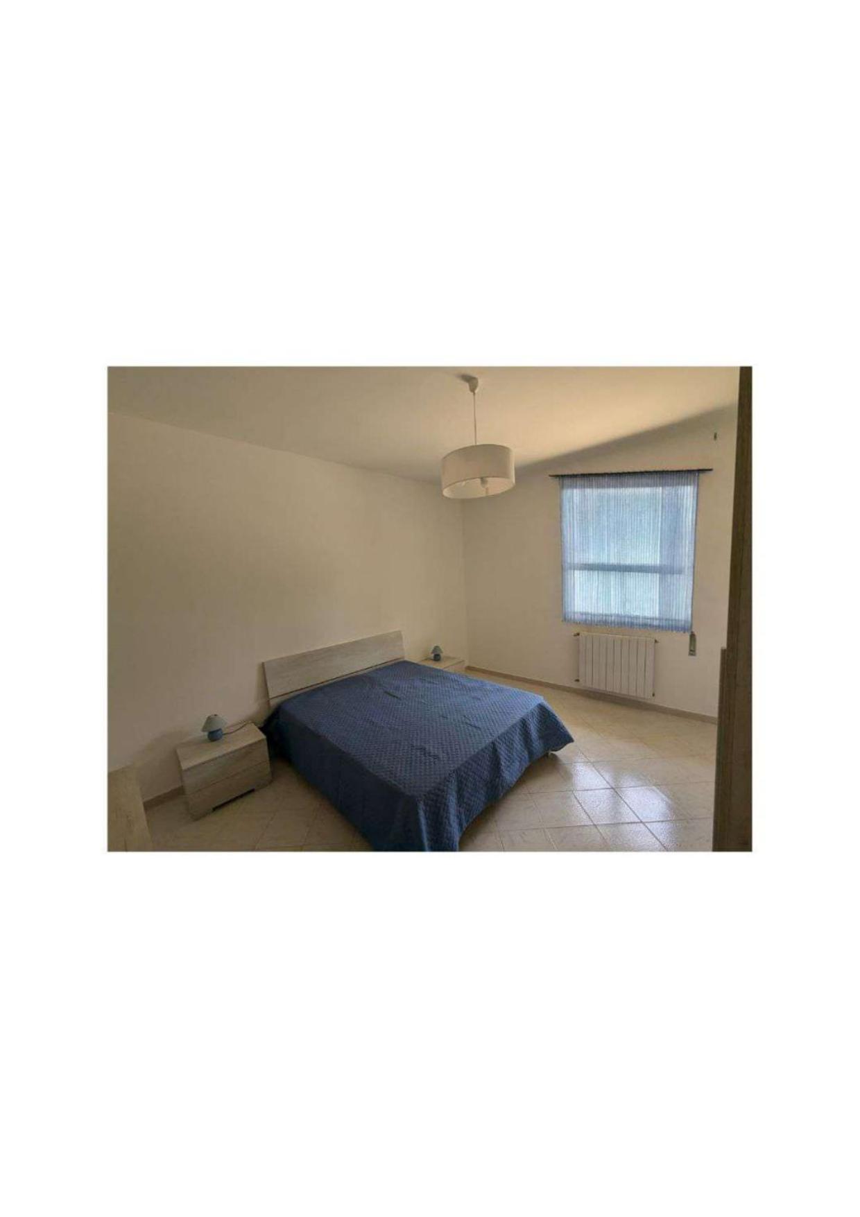 Three-Bedroom House photo 3