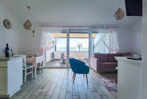 Loft photo 3