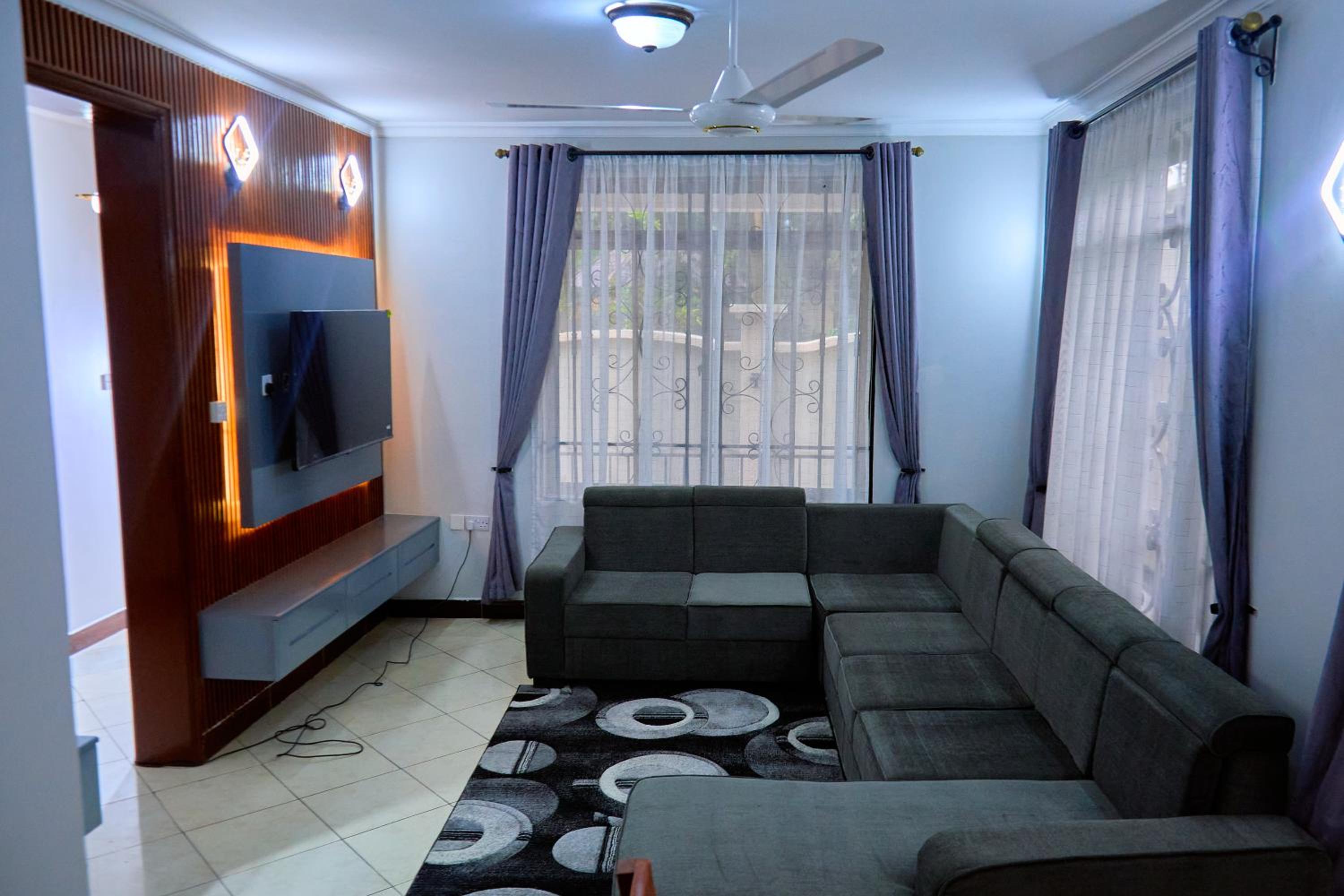 Three-Bedroom Apartment photo 1