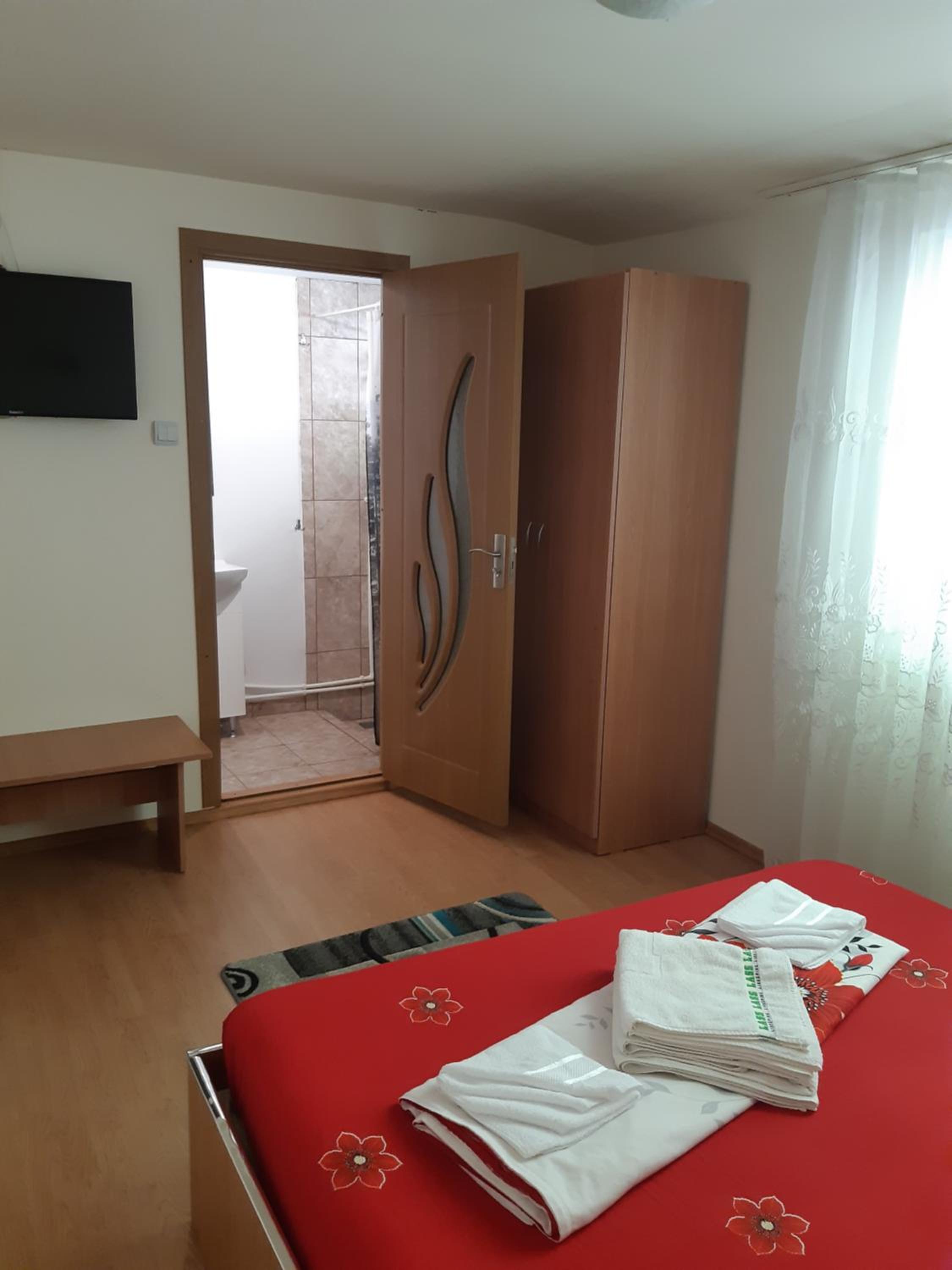 Economy Double Room - Photo 2