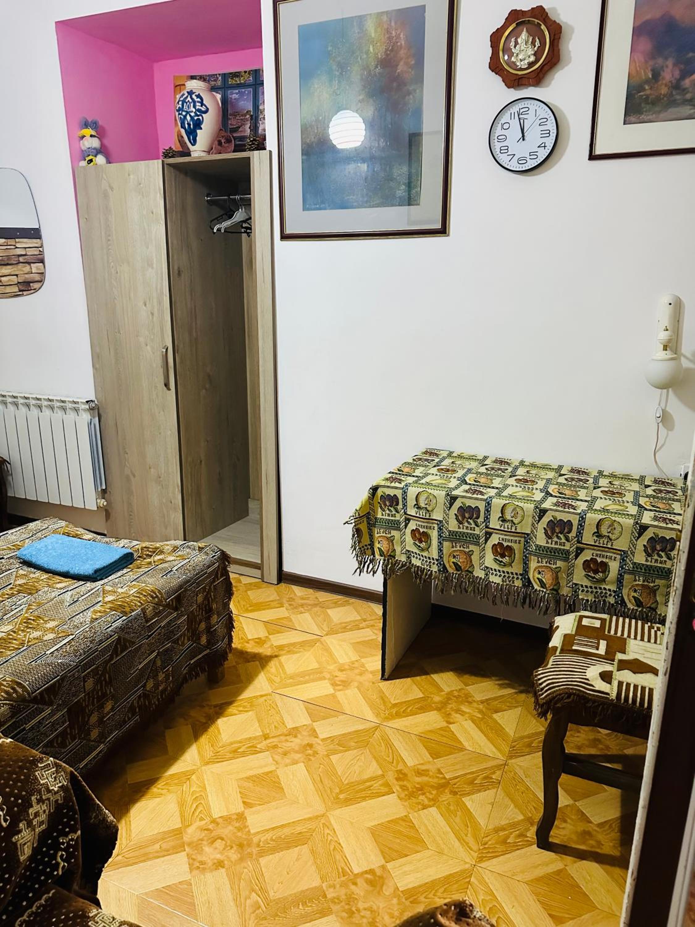 Budget Twin Room photo 3