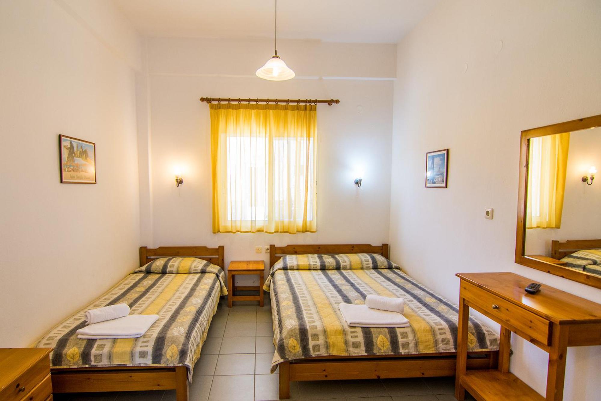 Triple Room