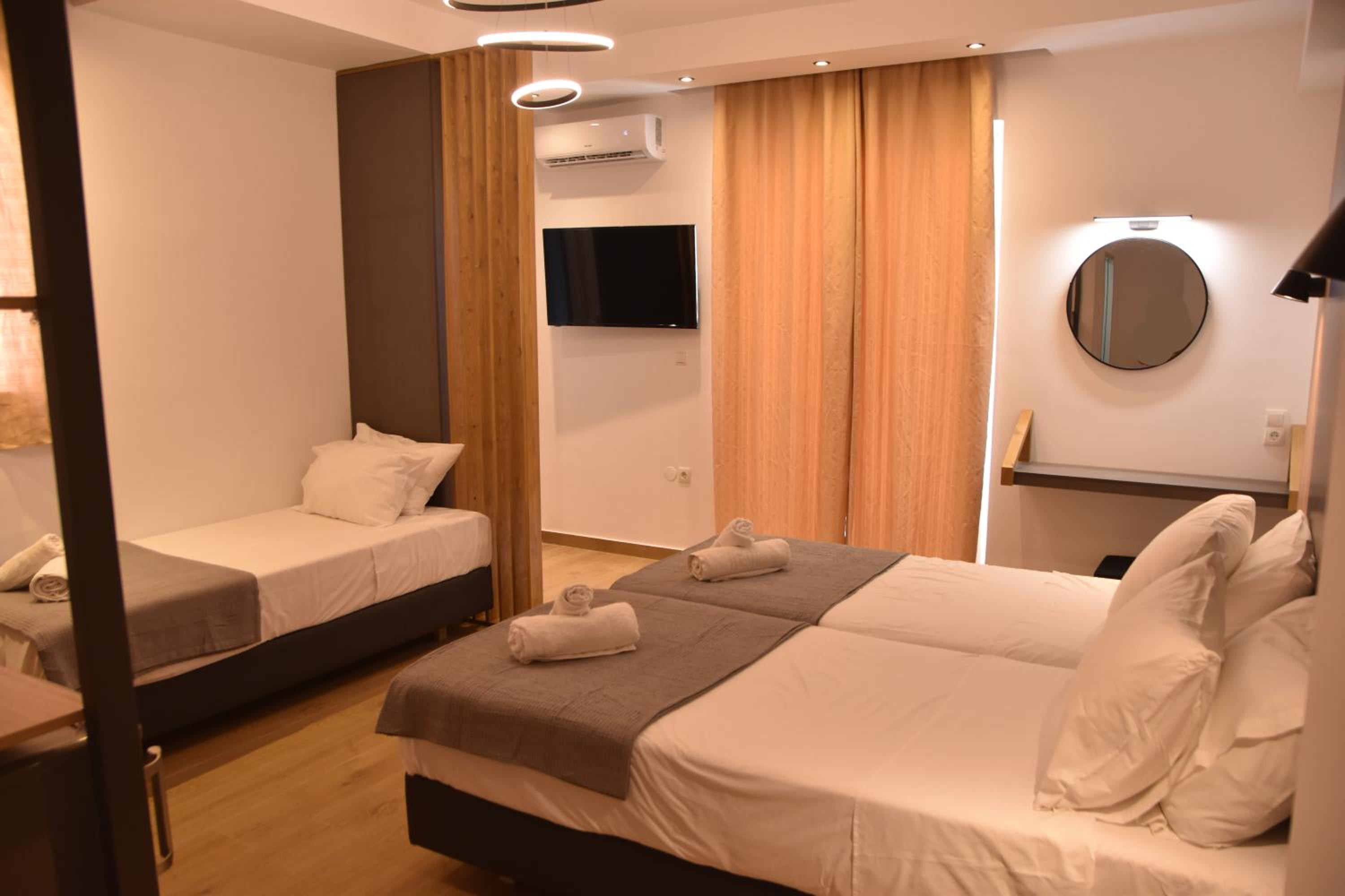 Basic Triple Room