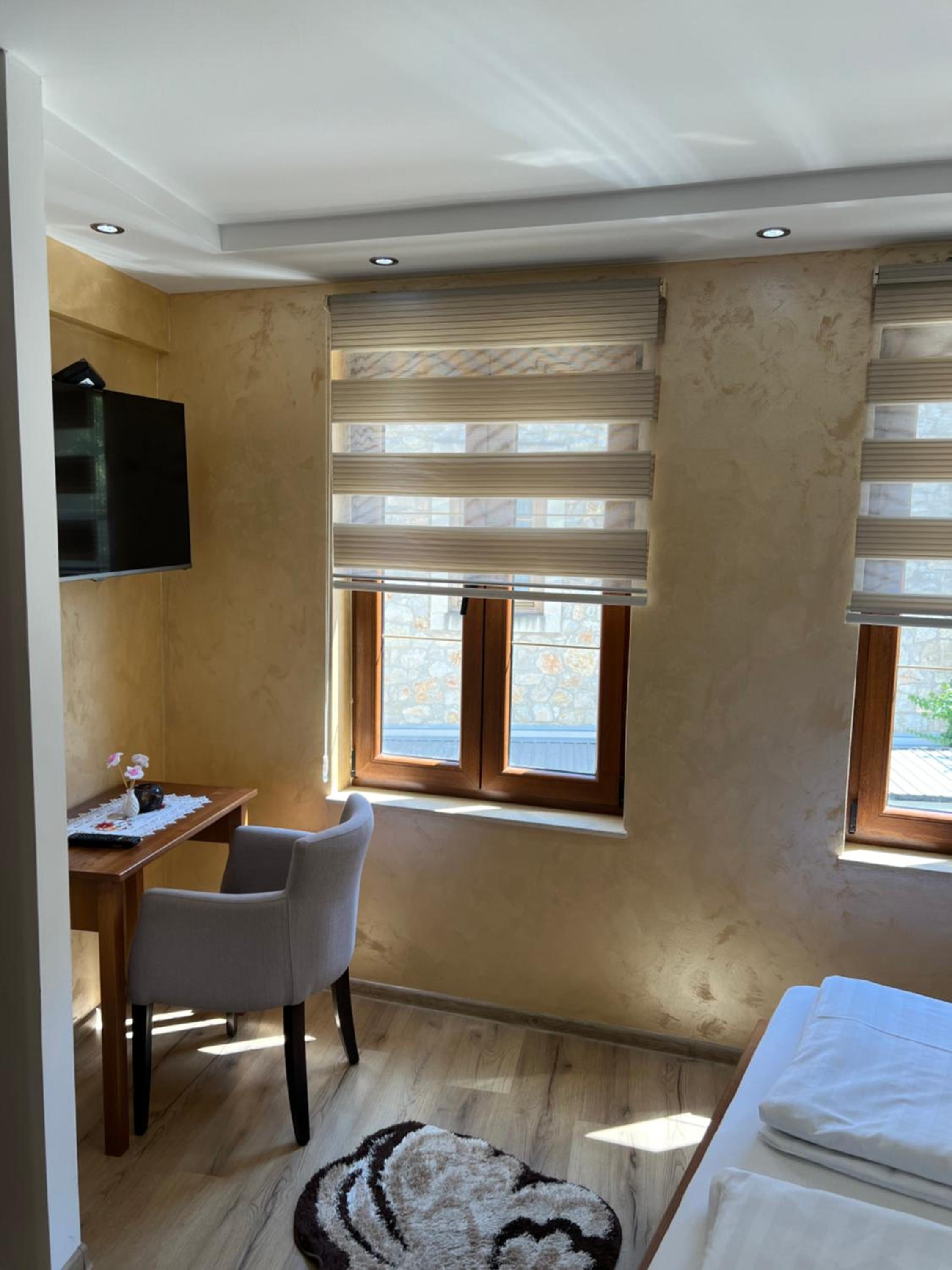 Deluxe Double Room photo 3