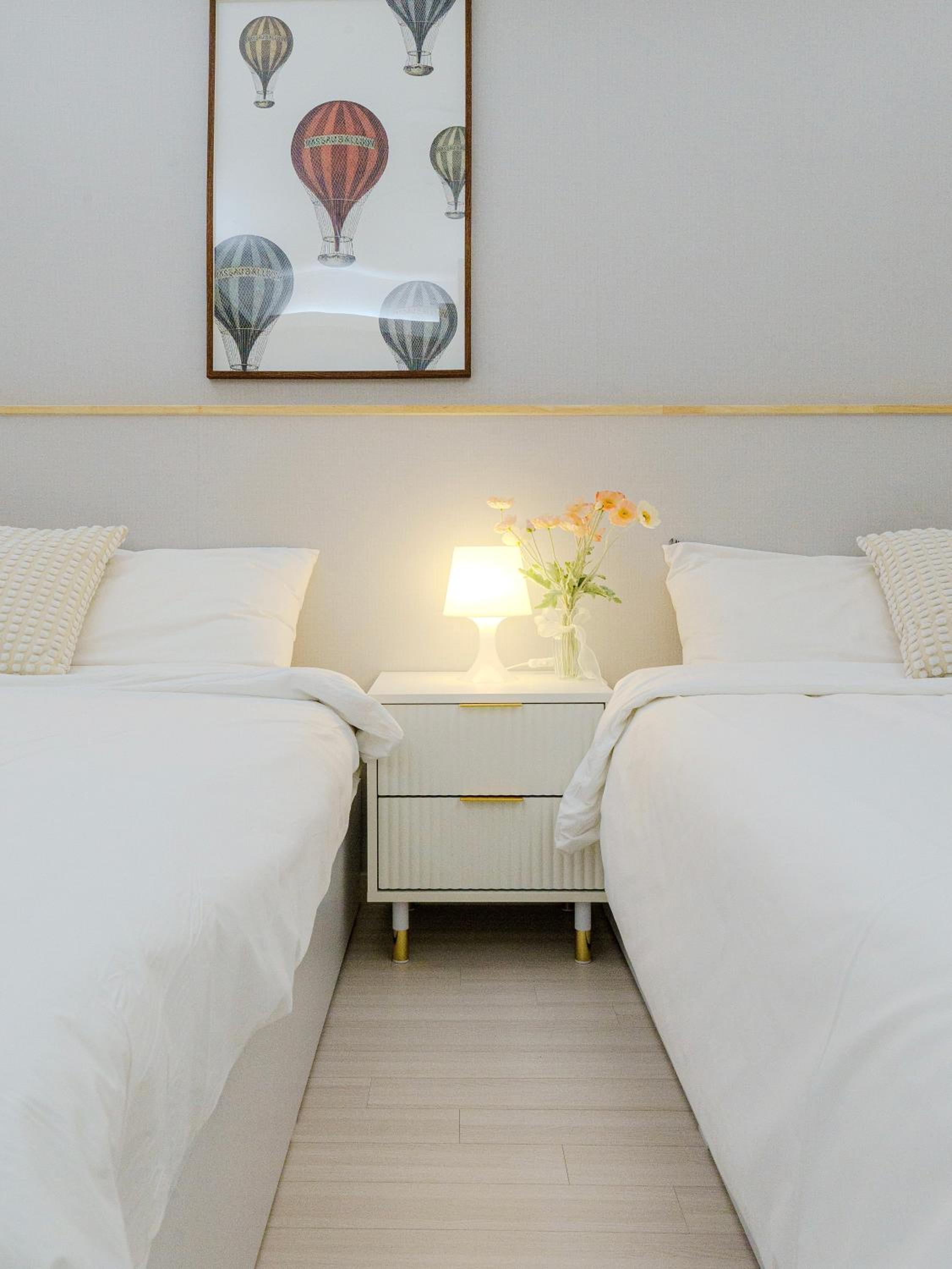 Three-Bedroom Suite - Photo 12