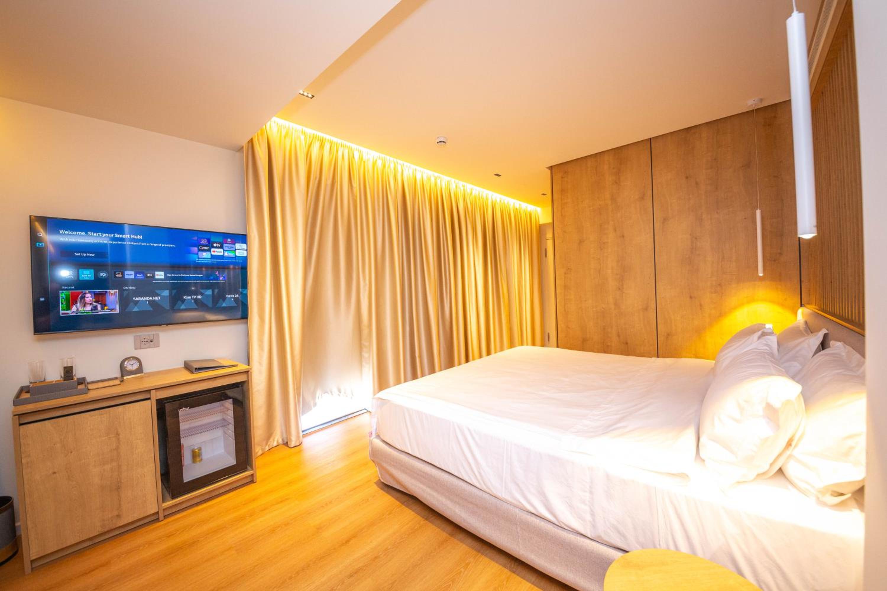 Queen Suite with Sea View photo 3