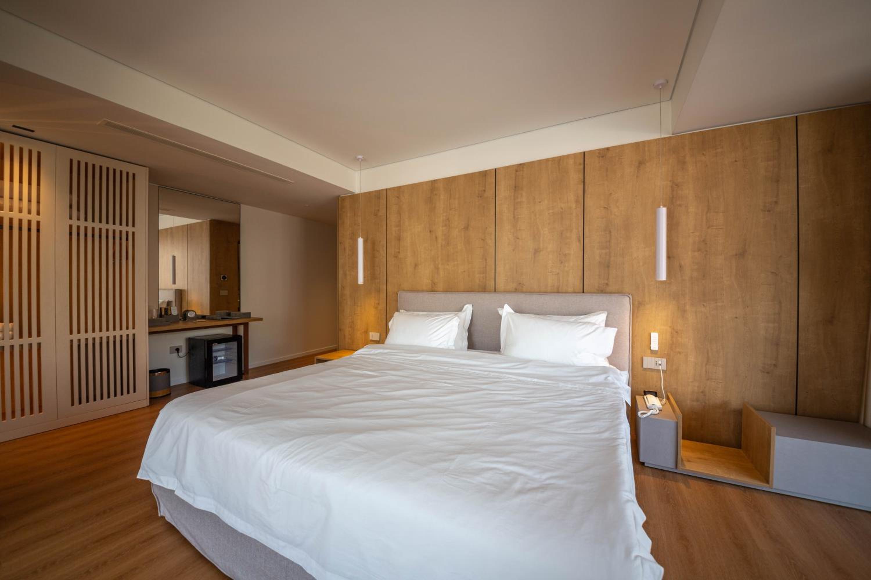 King Suite with Sea View
