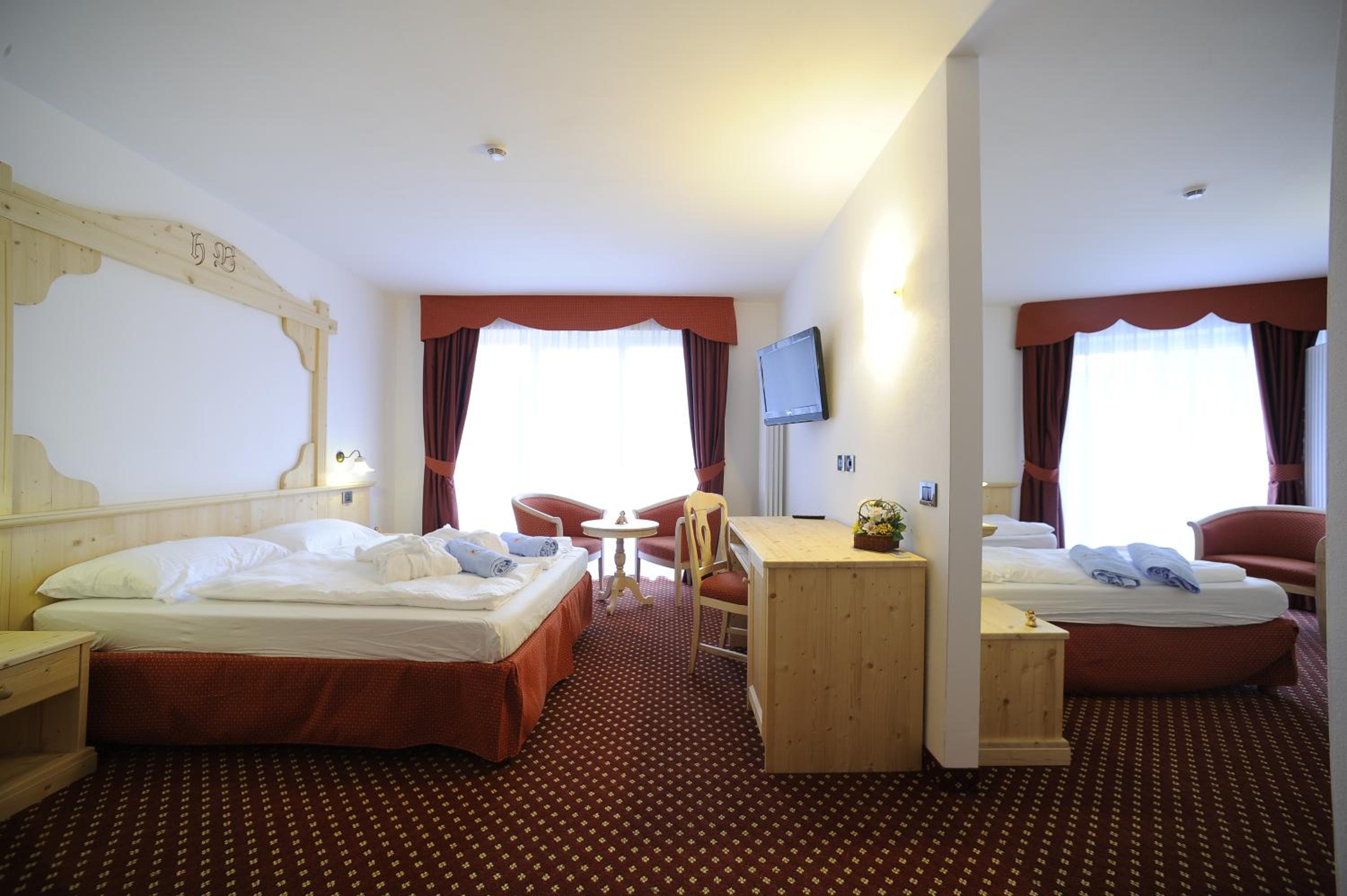 Superior Double or Twin Room photo 1