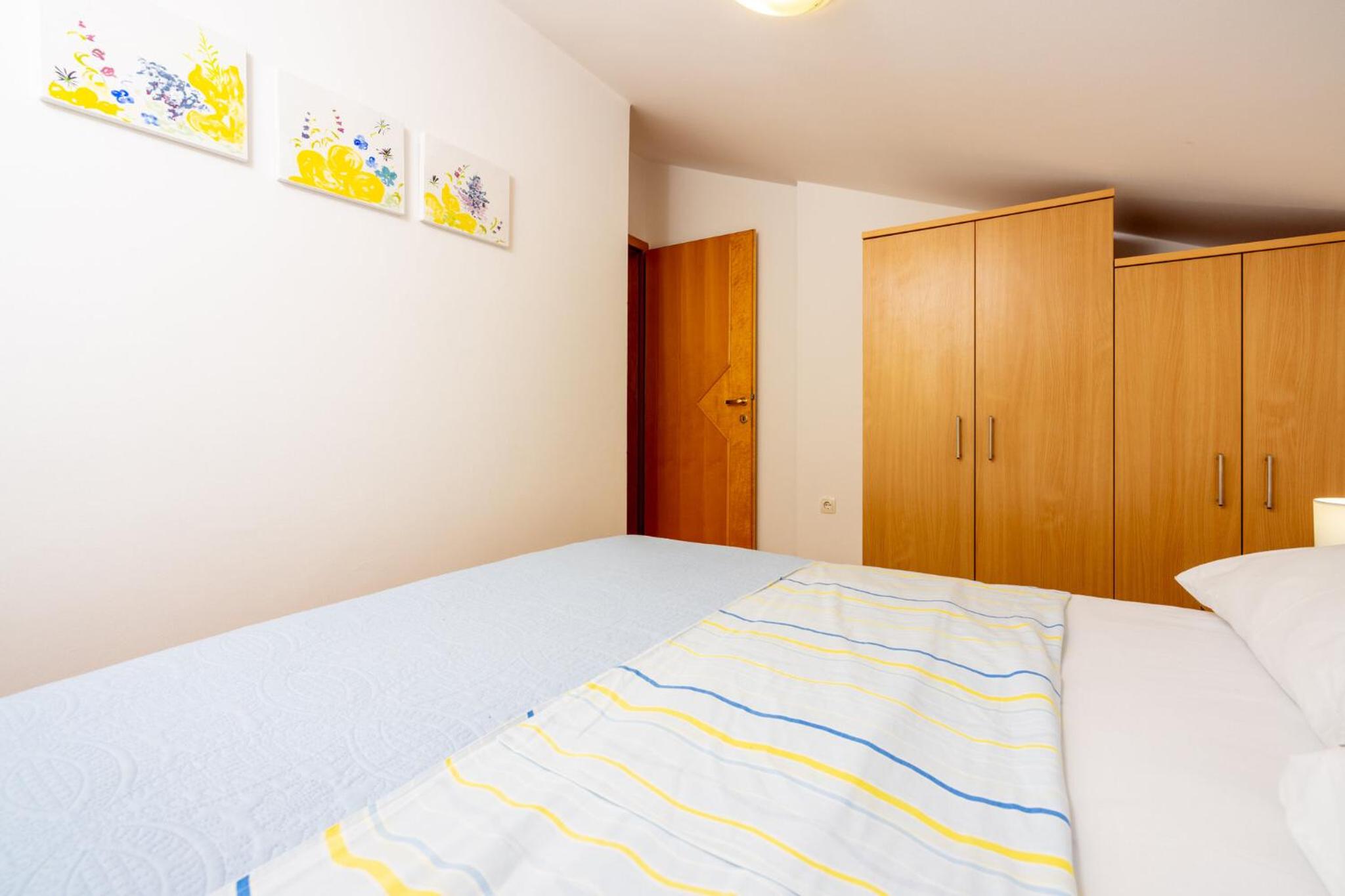 Apartment with Sea View photo 2