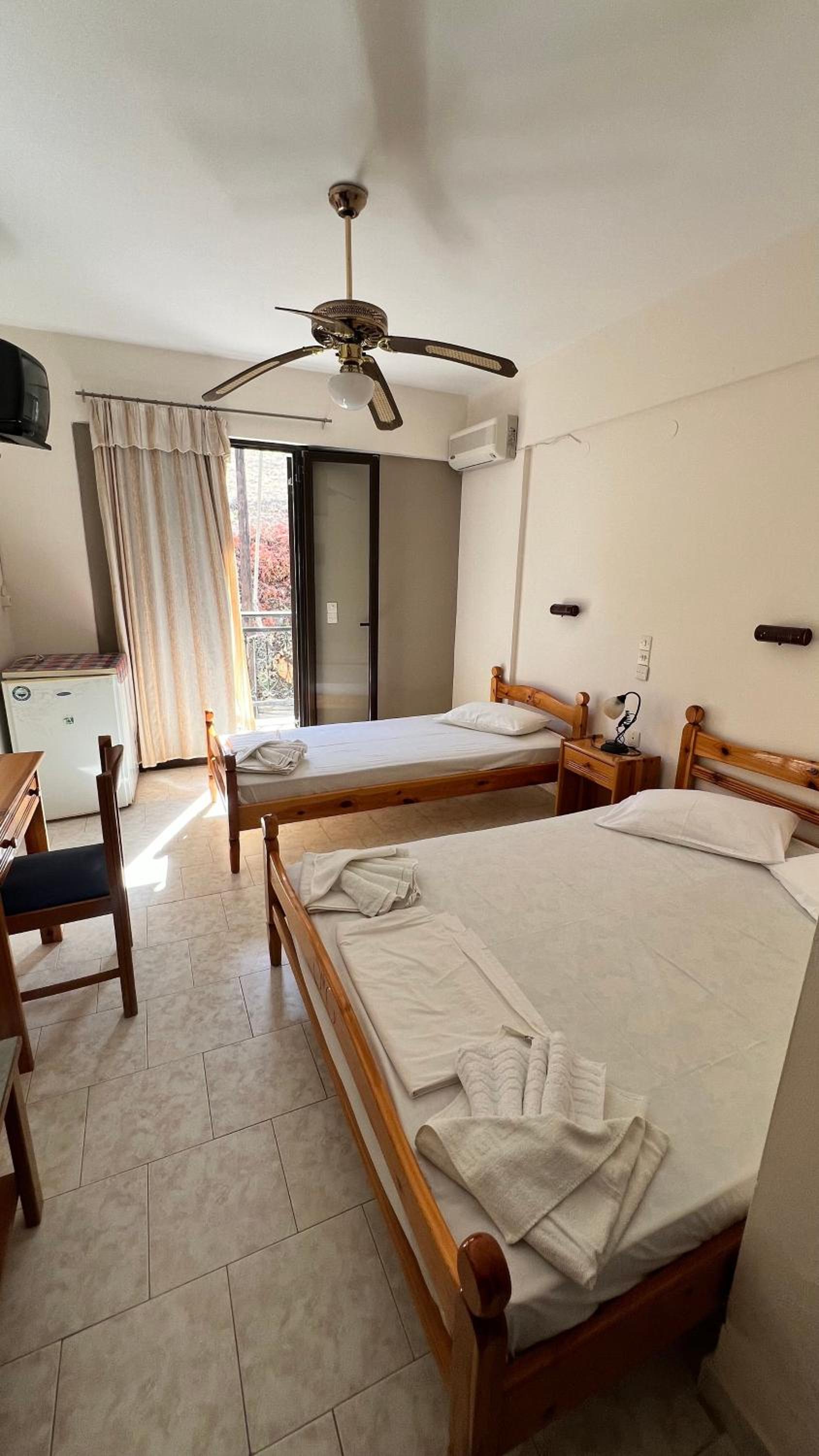 Triple Room with Balcony photo 2