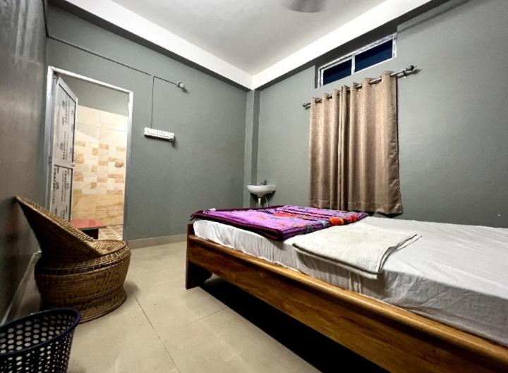 Large Single Room photo 3
