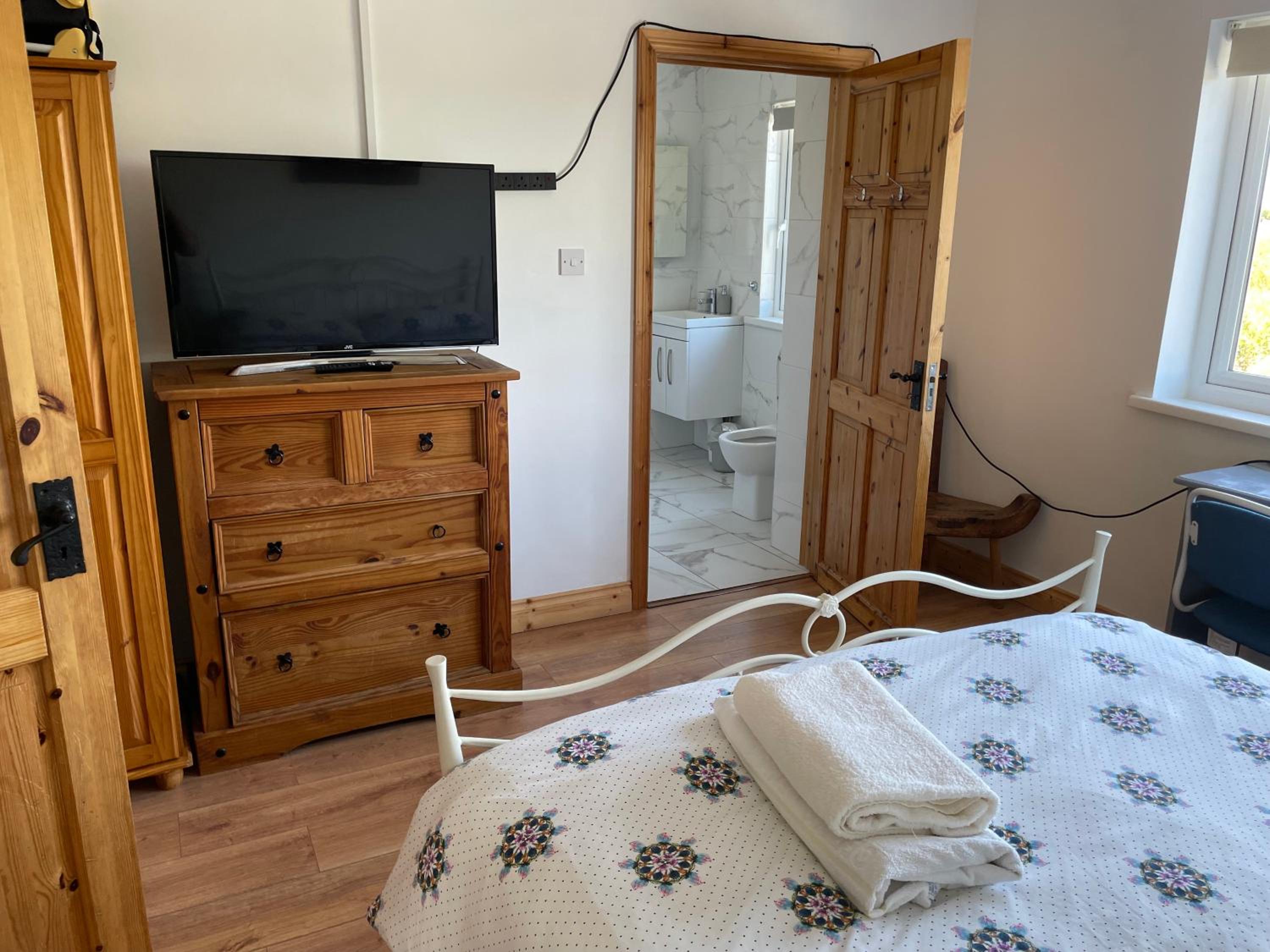Triple Room with Private Bathroom photo 1