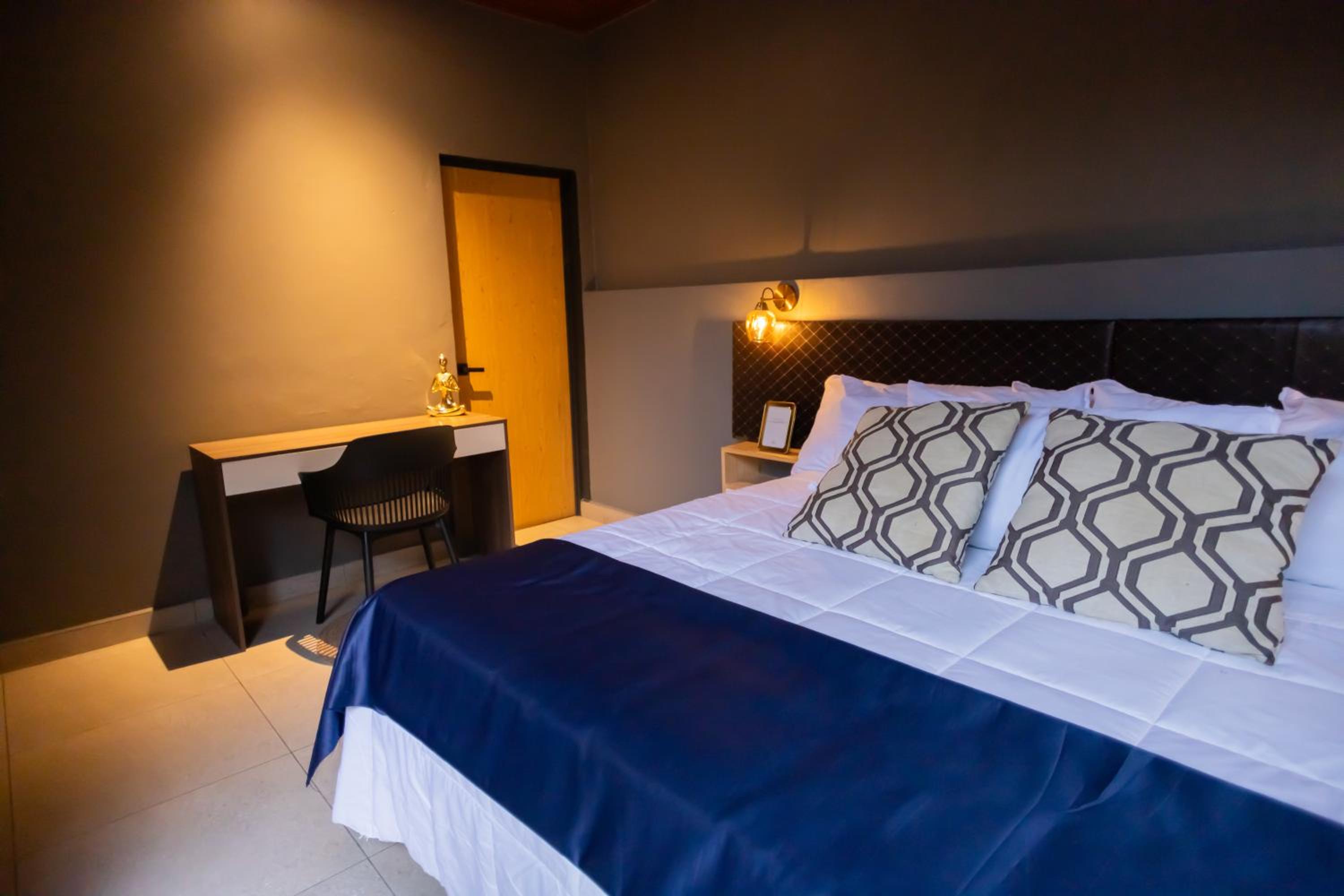 Deluxe Double Room With Bath photo 1