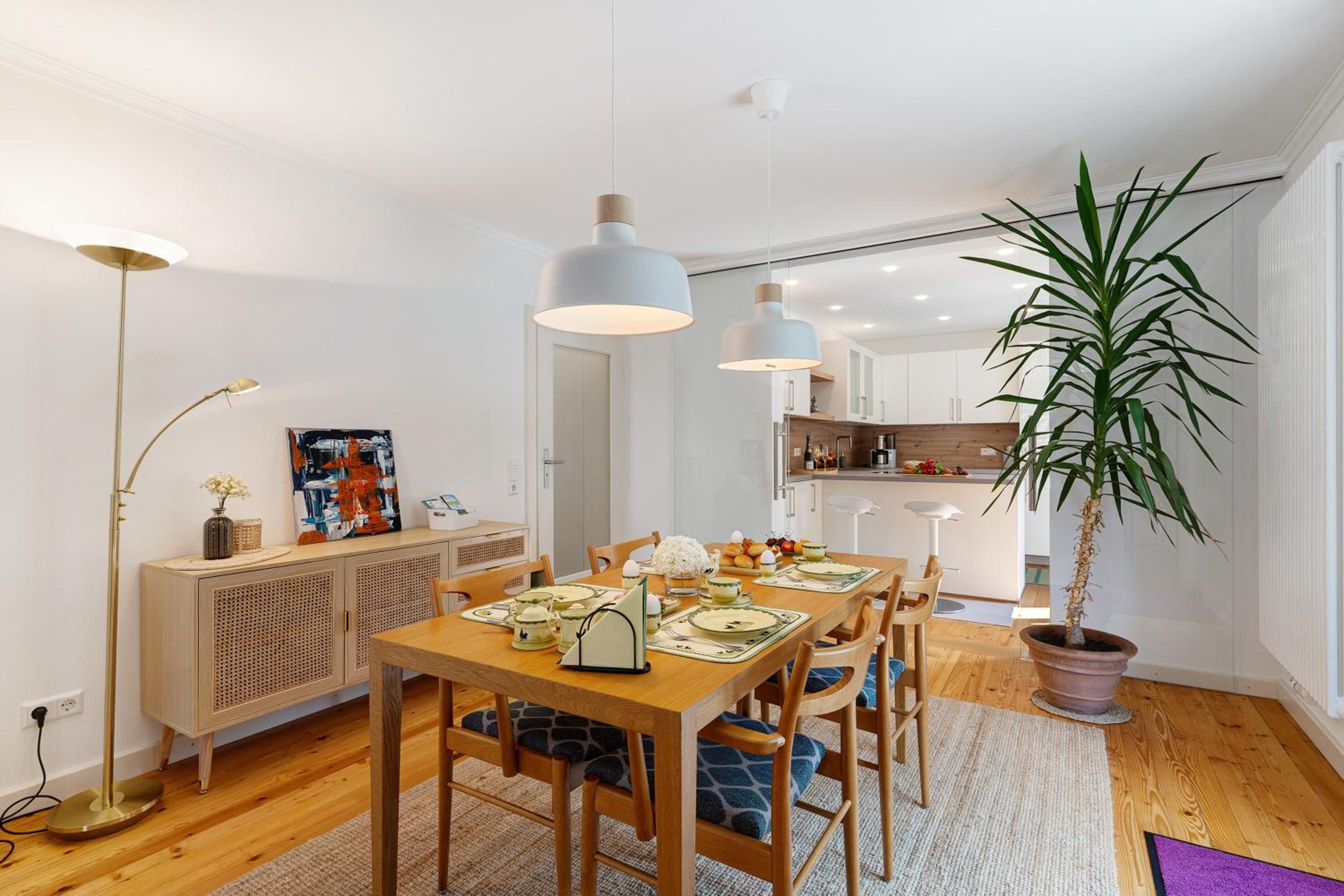 Two-Bedroom Deluxe Apartment with Garden View photo 2