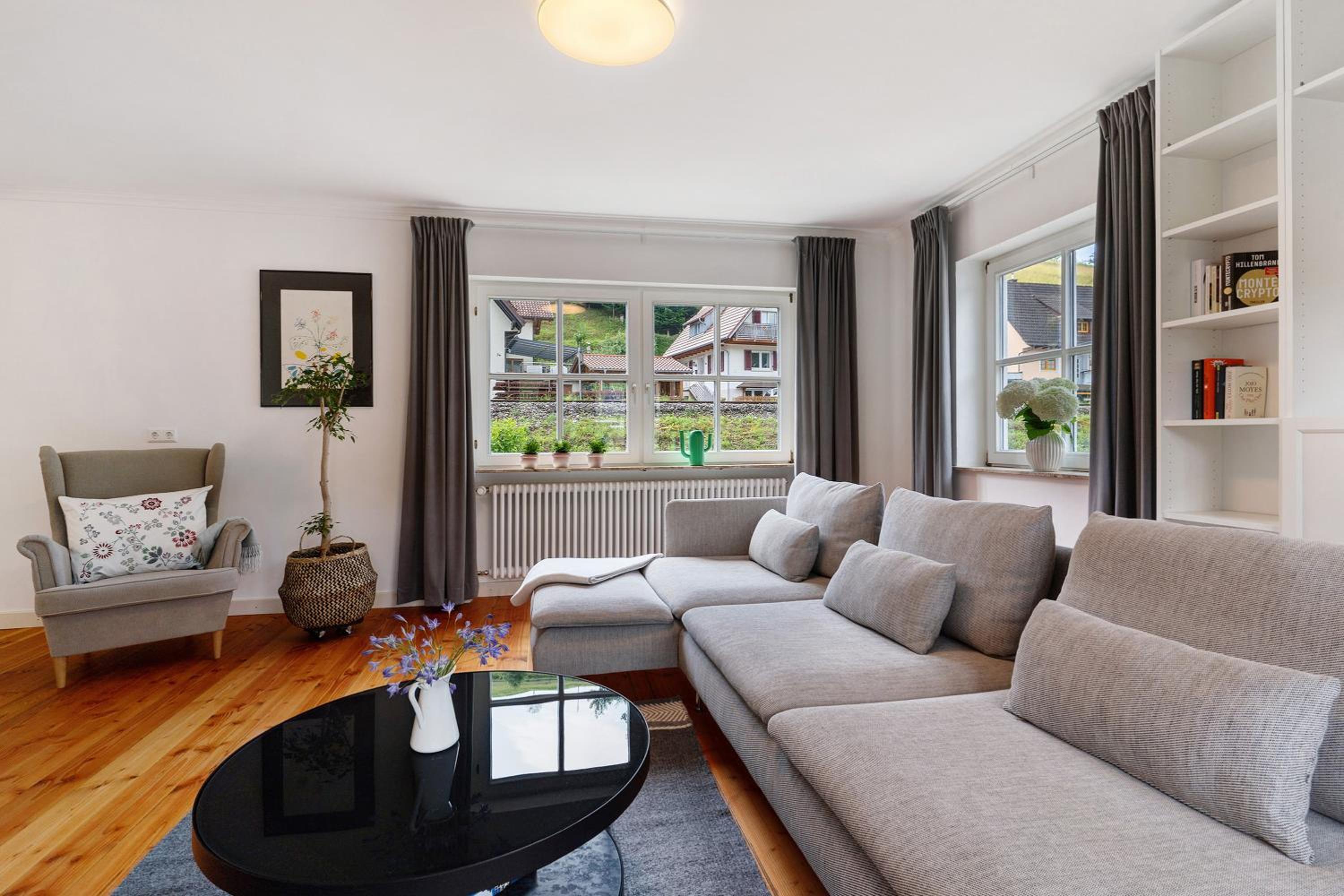 Two-Bedroom Deluxe Apartment with Garden View photo 3