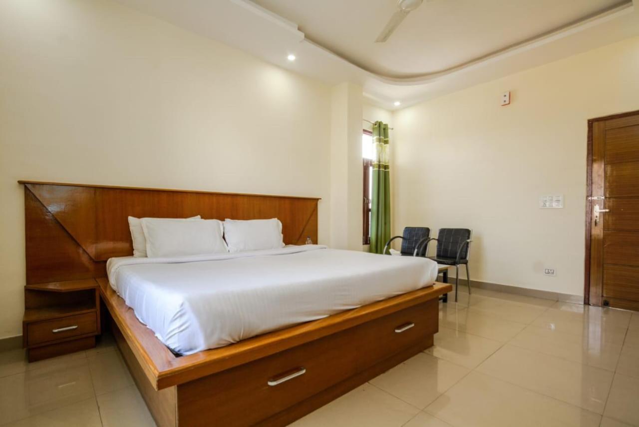 Deluxe Double Room photo 2
