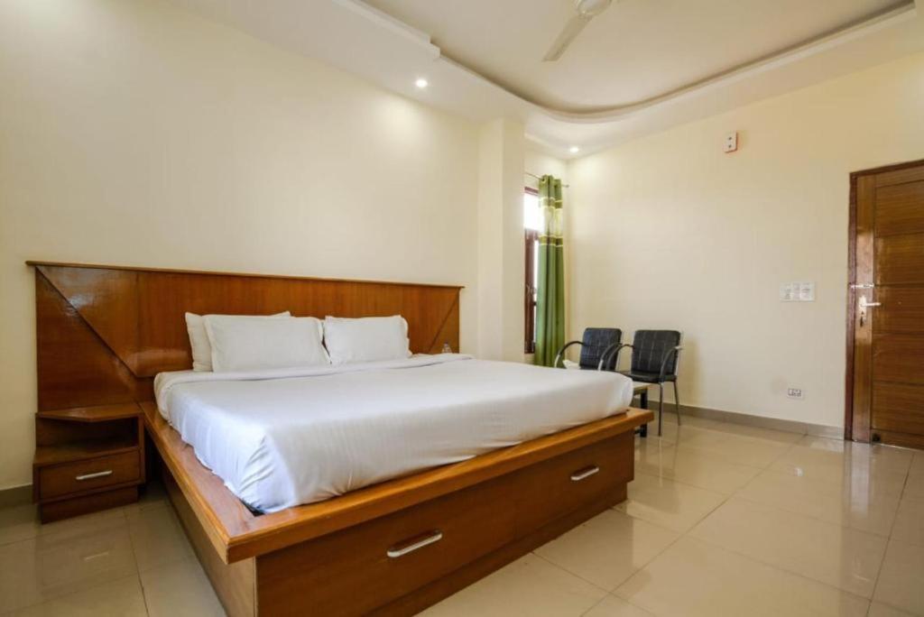 Deluxe Double Room photo 3