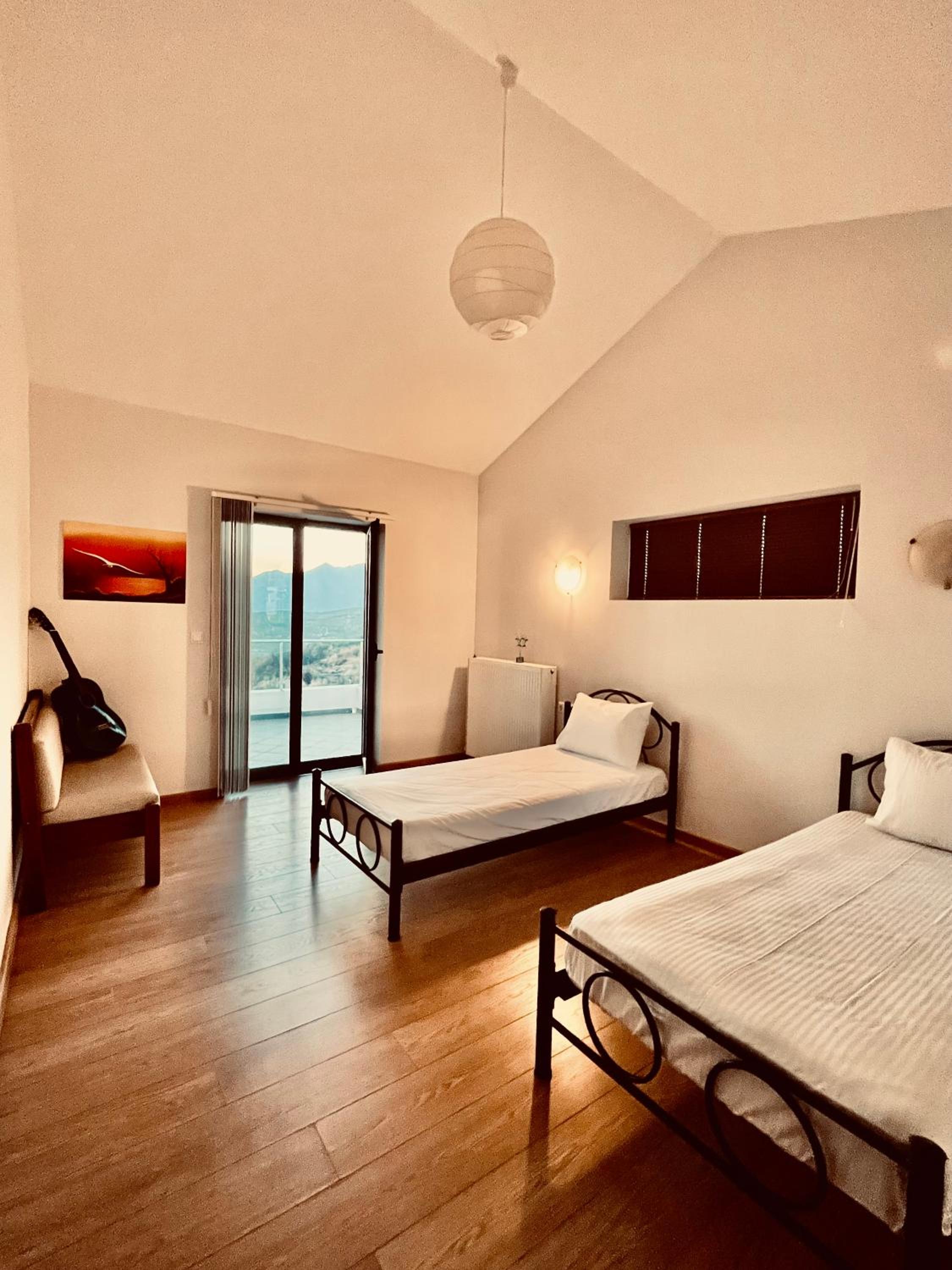 Twin Room with Balcony photo 1