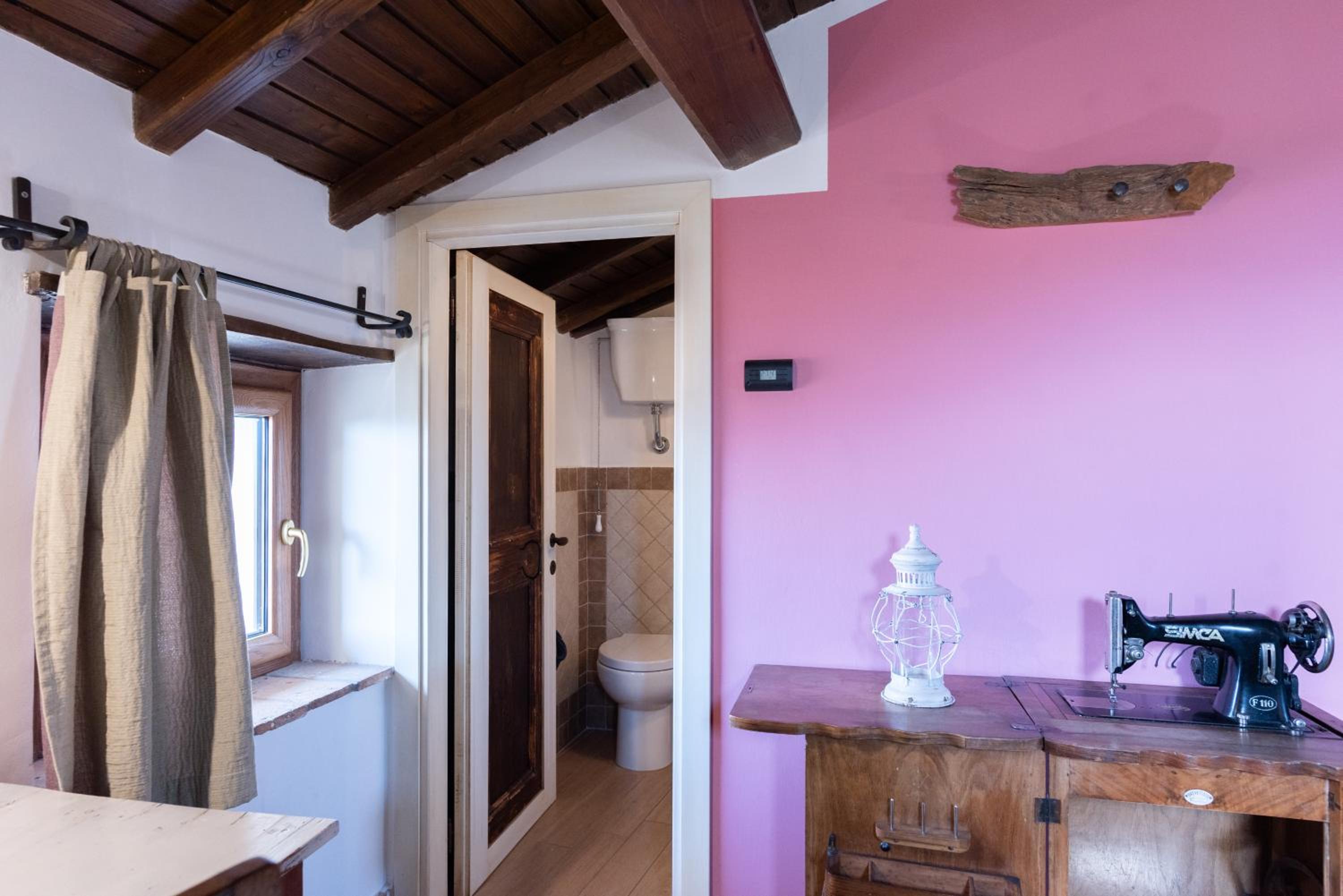 Quadruple Room - Photo 12