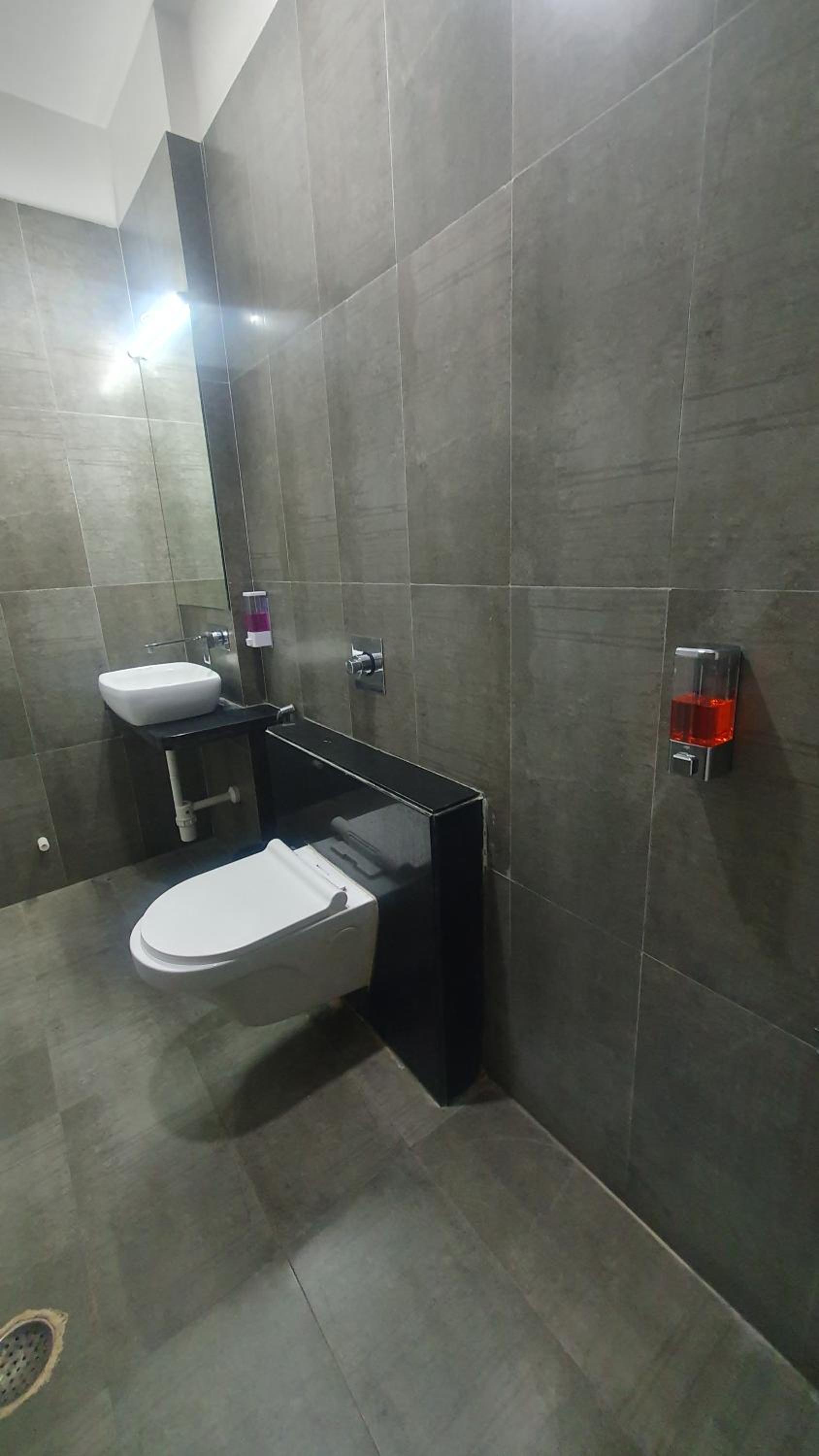 Deluxe Room - Photo 2